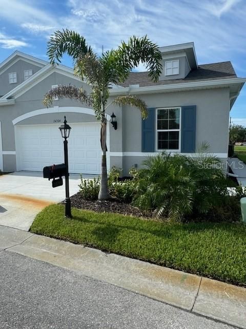 A home in PORT CHARLOTTE