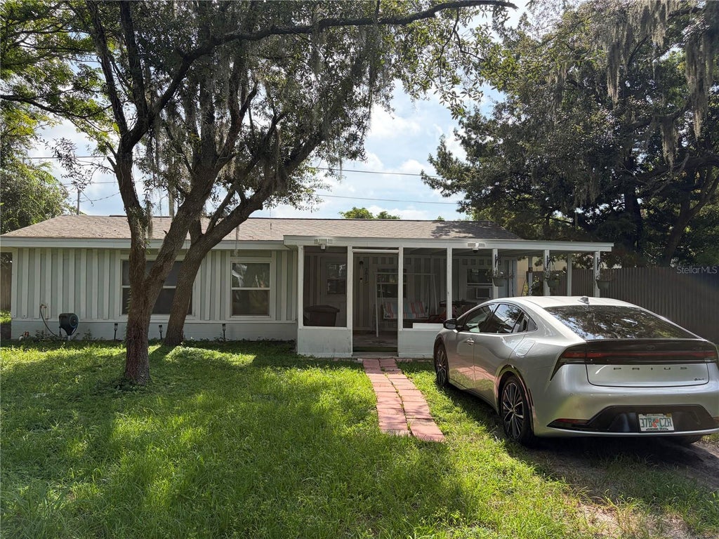 Photo of 3815 Cypress Avenue, Sanford, FL 32773 (MLS # O6434024)