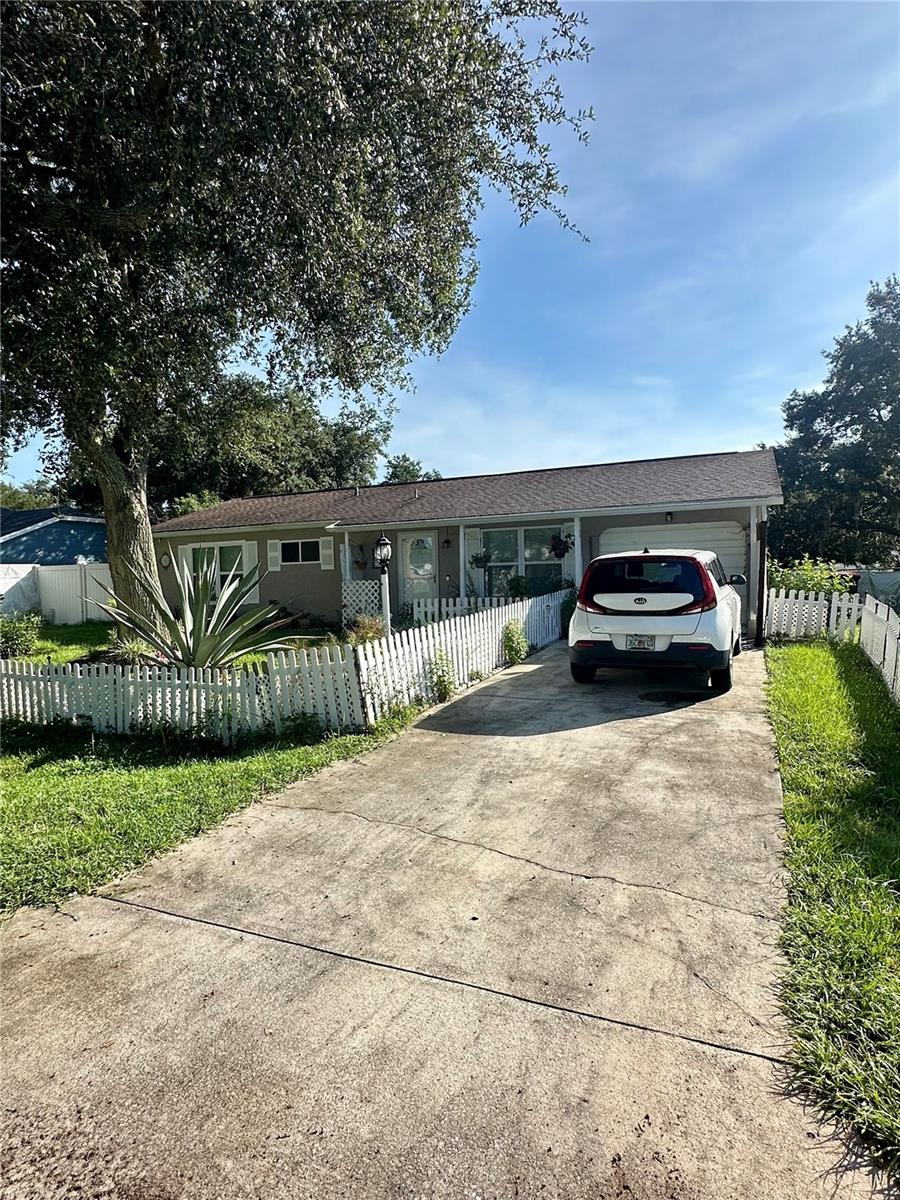 35 HICKORY TRACK WAY