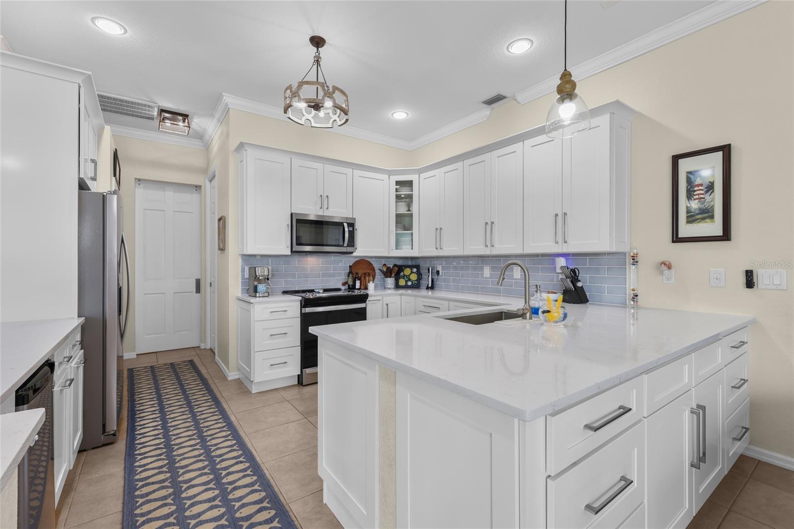 4111 SE 10TH PLACE