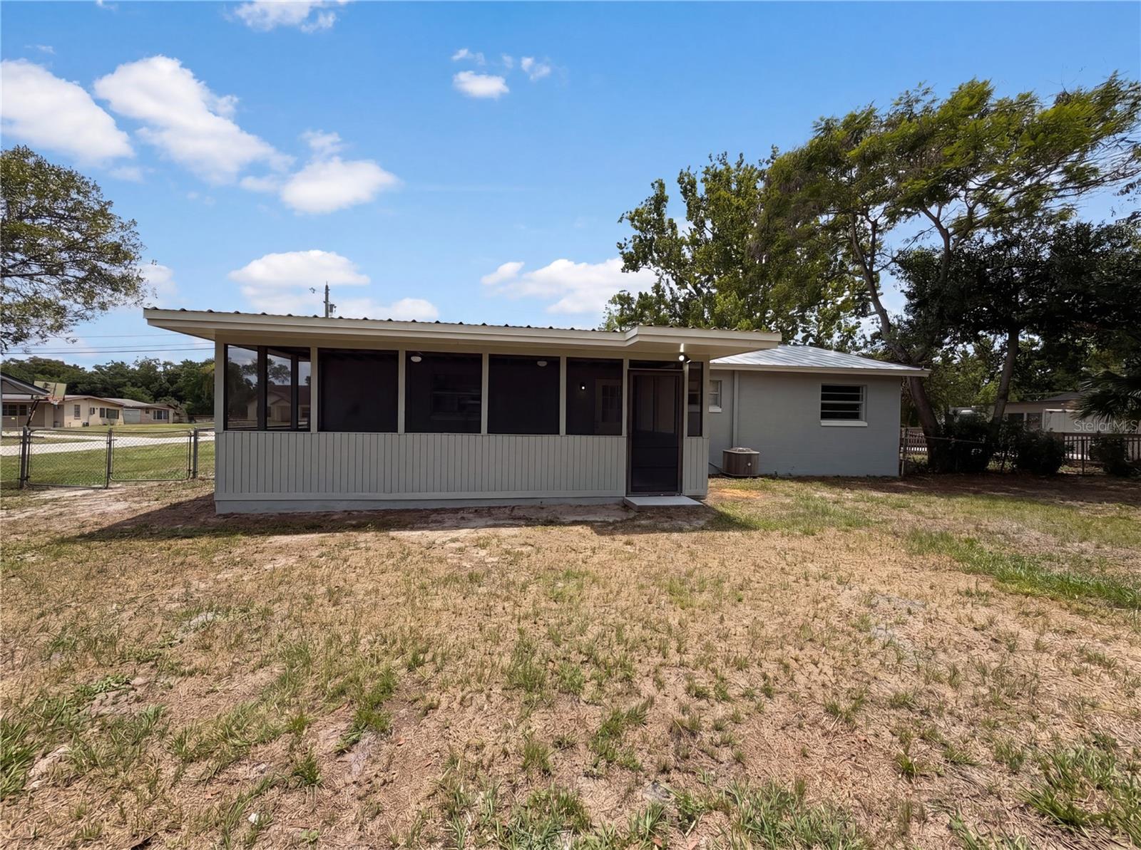 ORLANDO ACRES FIRST ADD - Residential