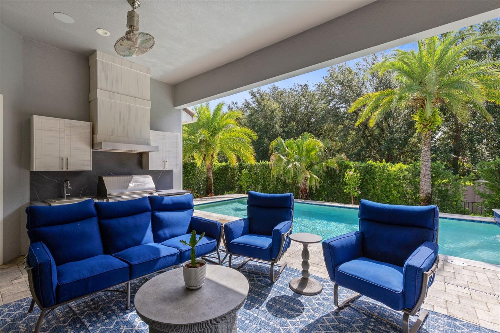 3895 GRASSLAND LOOP