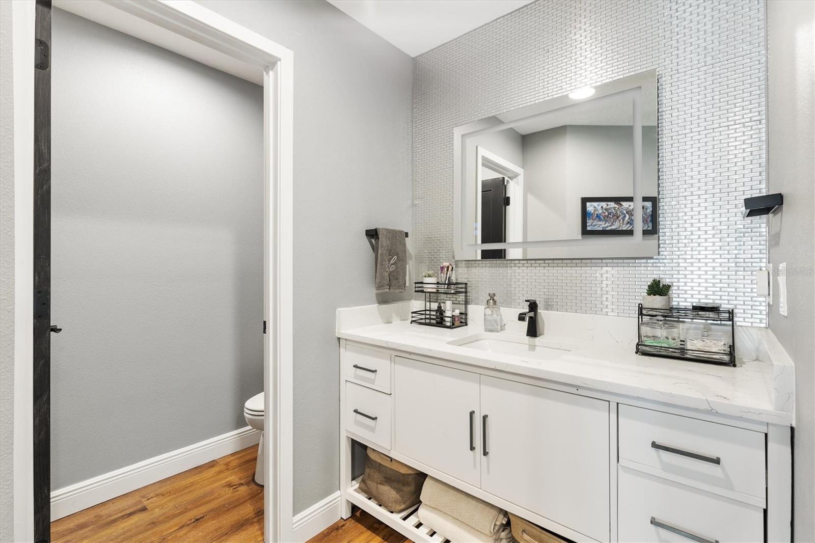 SUNSET SHORES - Residential