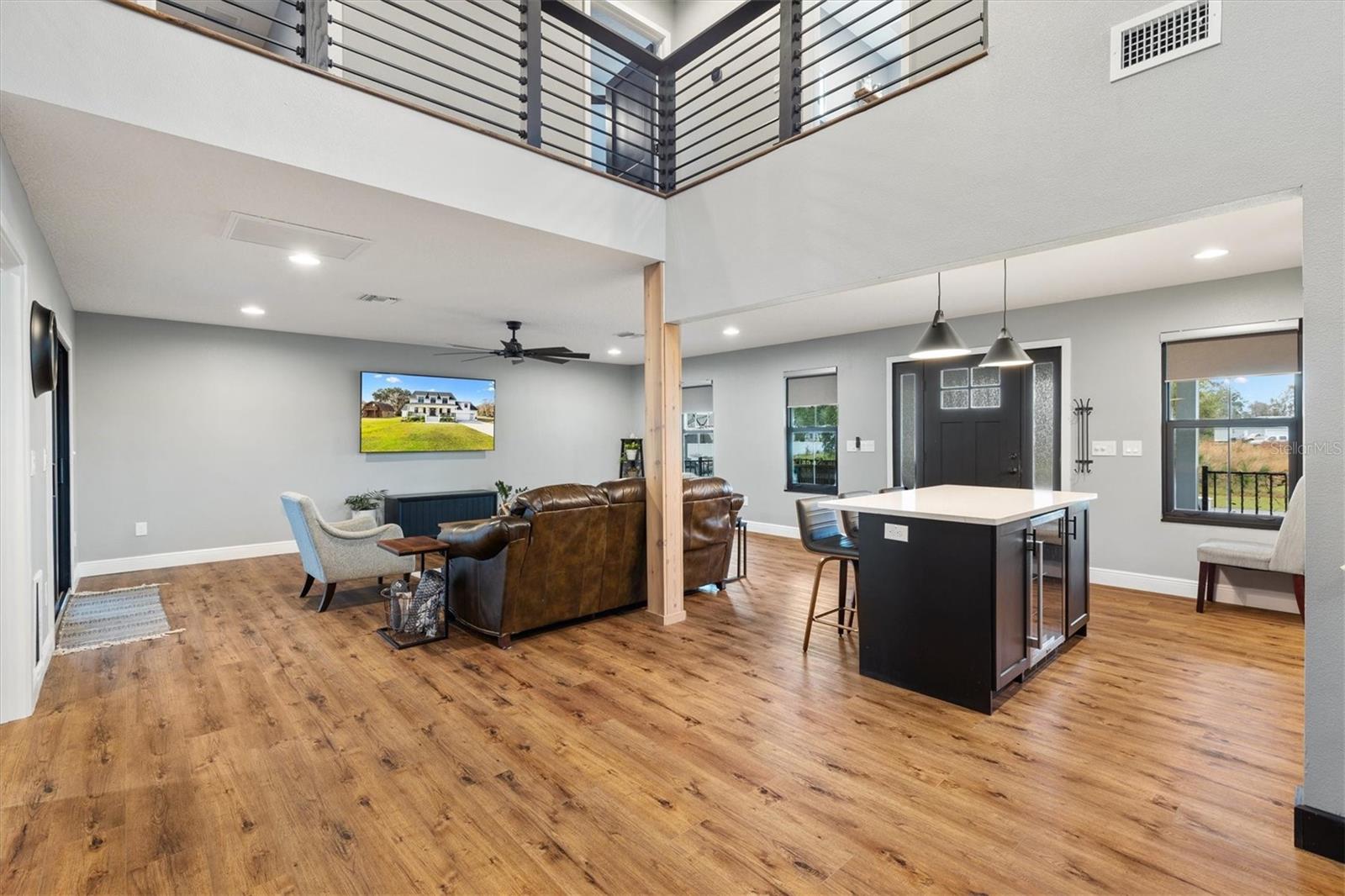 SUNSET SHORES - Residential