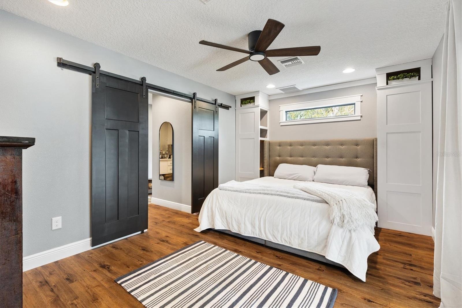 SUNSET SHORES - Residential