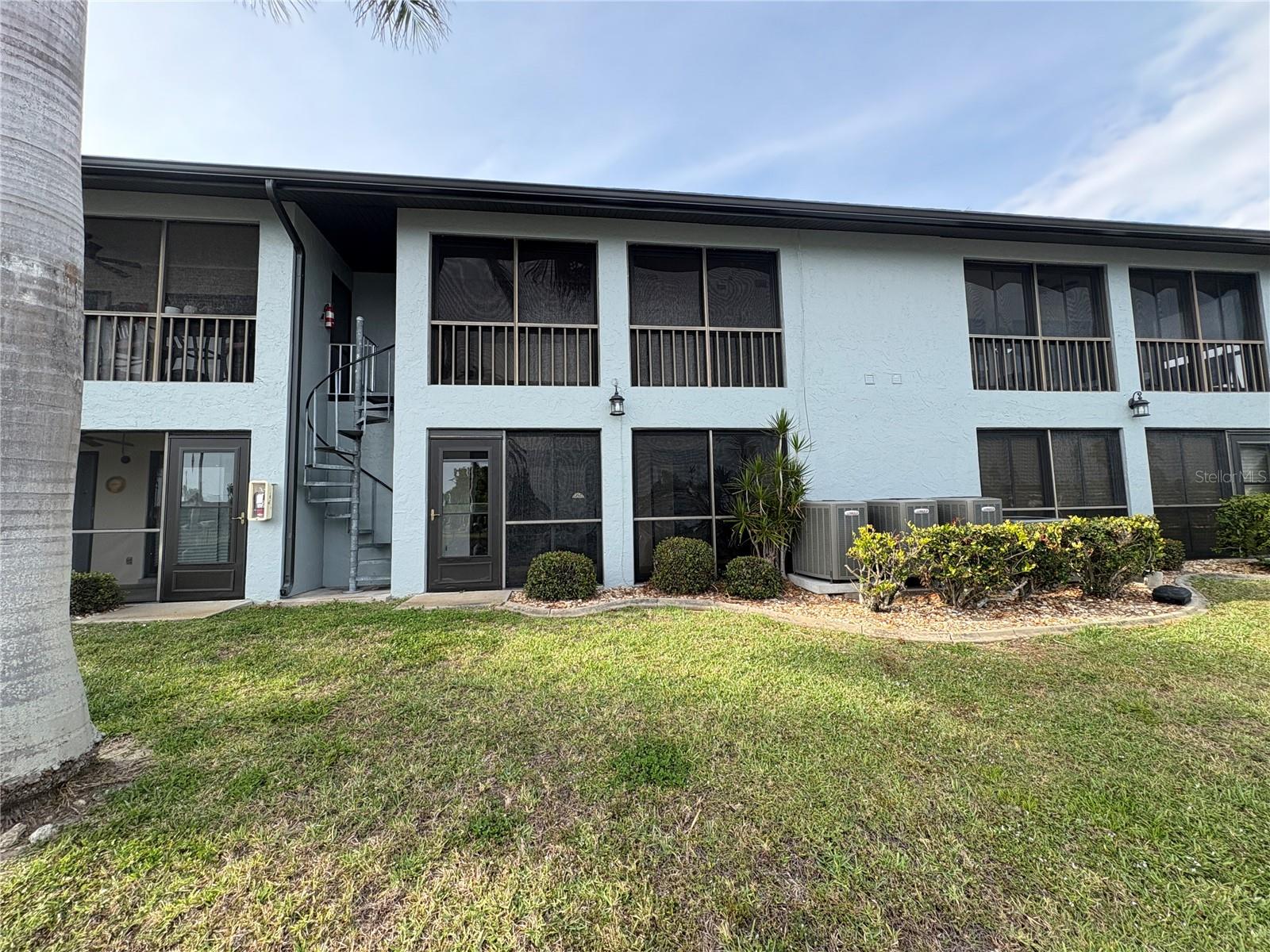LE GRAND MARQUIS CONDO - Residential