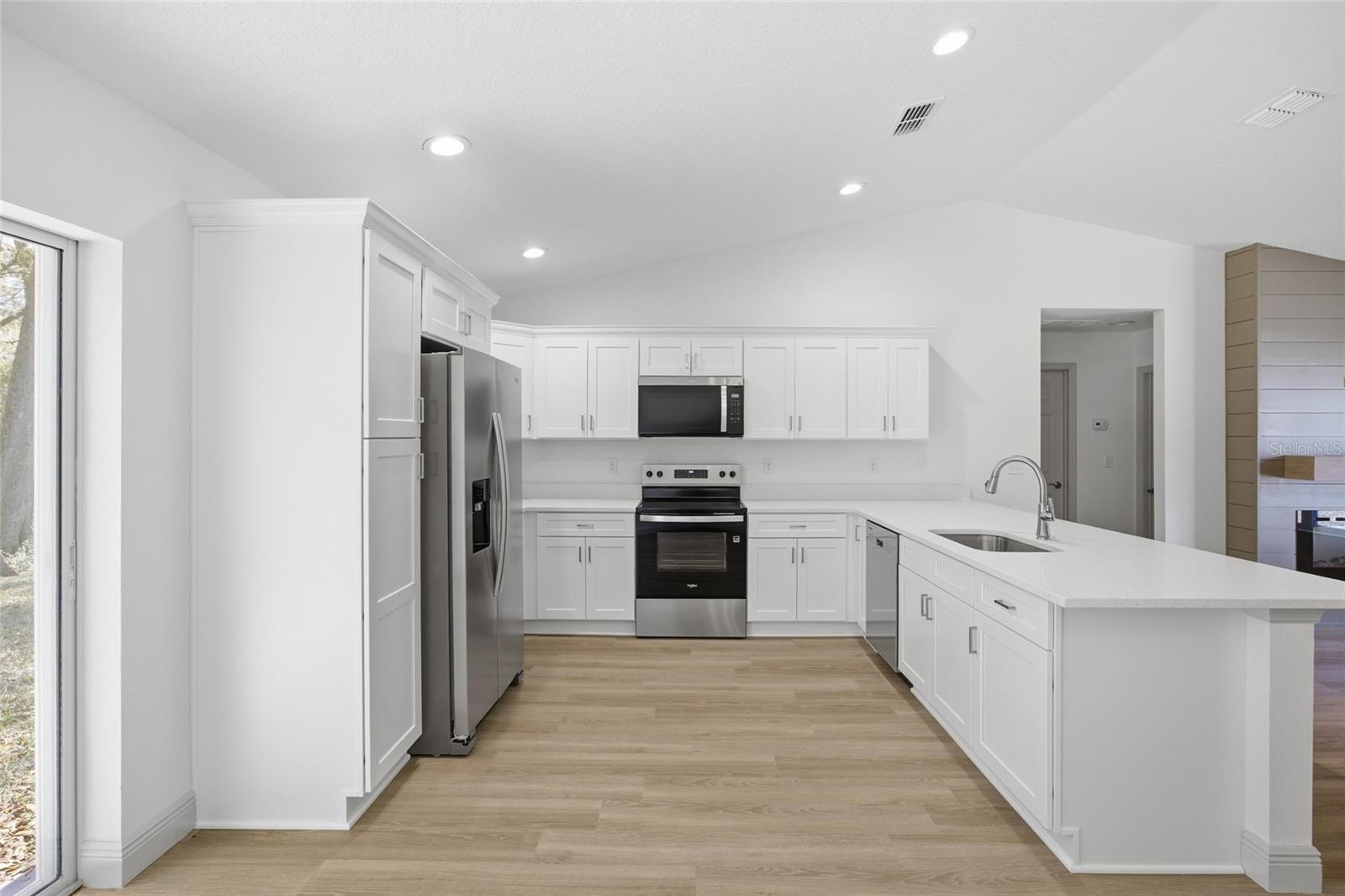 BELLEVIEW HEIGHTS ESTATE - Residential