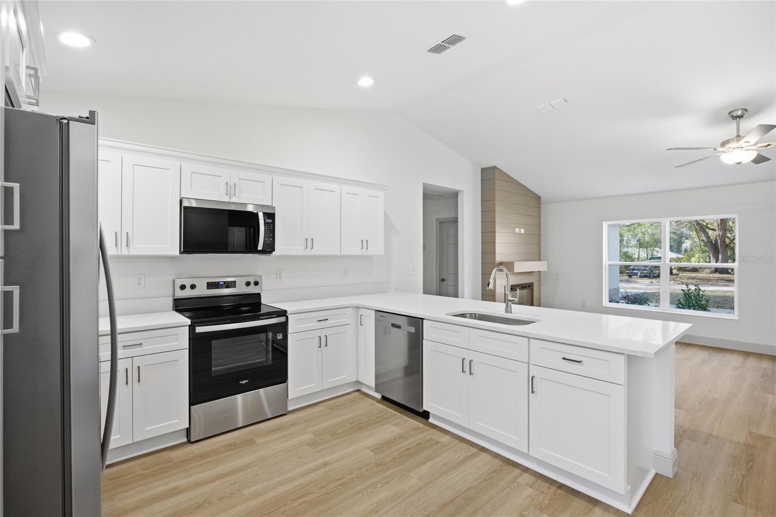 BELLEVIEW HEIGHTS ESTATE - Residential