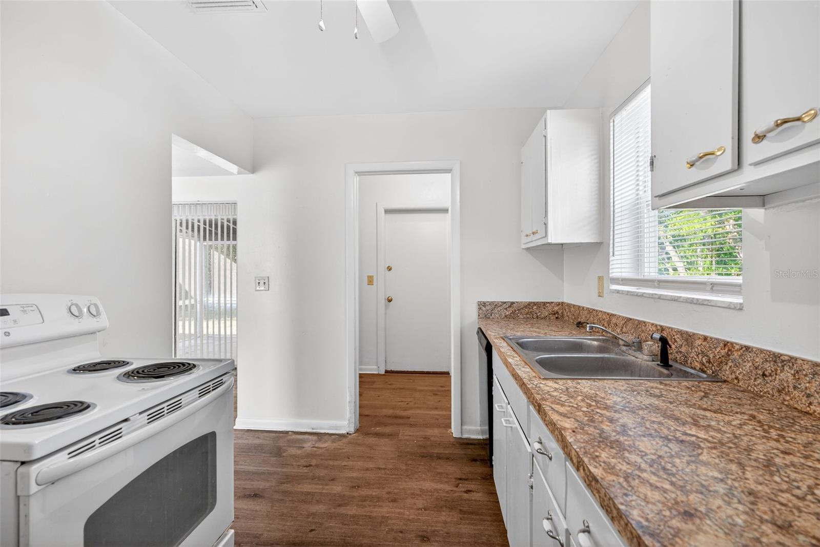 CITRUS SPGS UNIT 02 - Residential