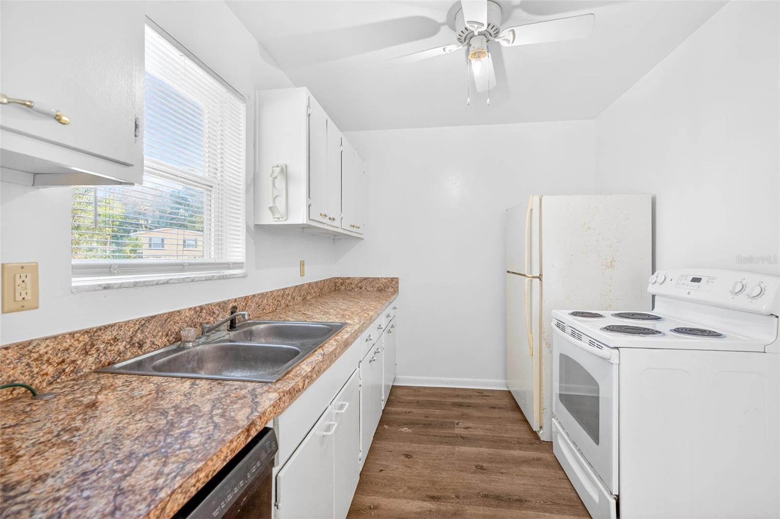 CITRUS SPGS UNIT 02 - Residential