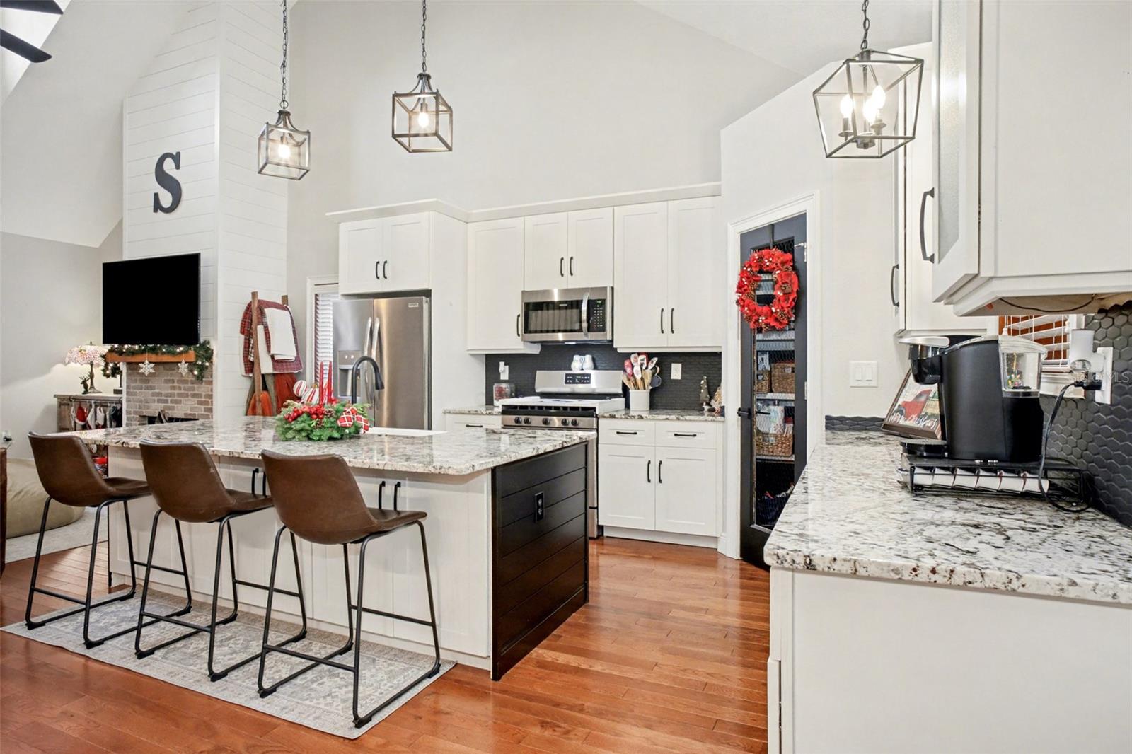 EDGEWOOD ESTATES - Residential