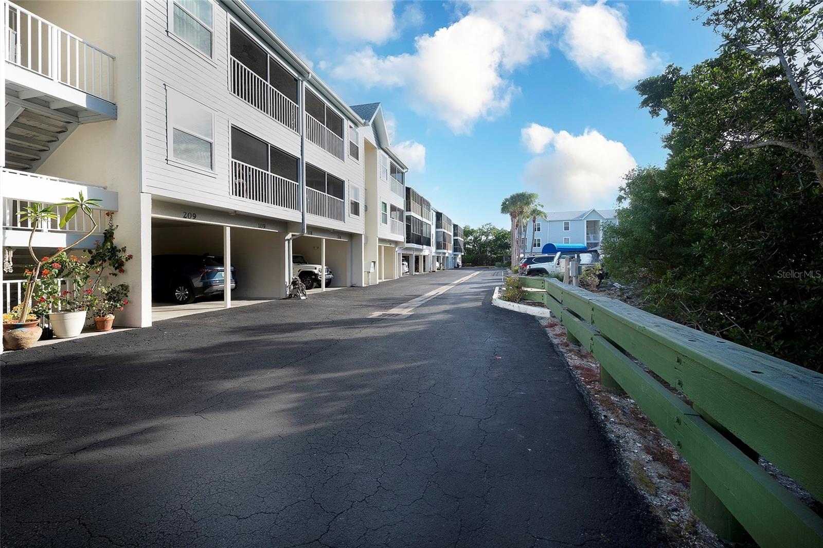 SANDY POINTE PH I - Residential