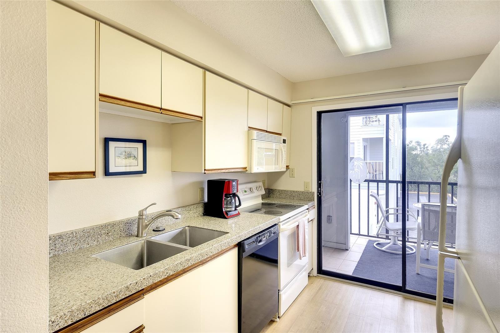 SANDY POINTE PH I - Residential