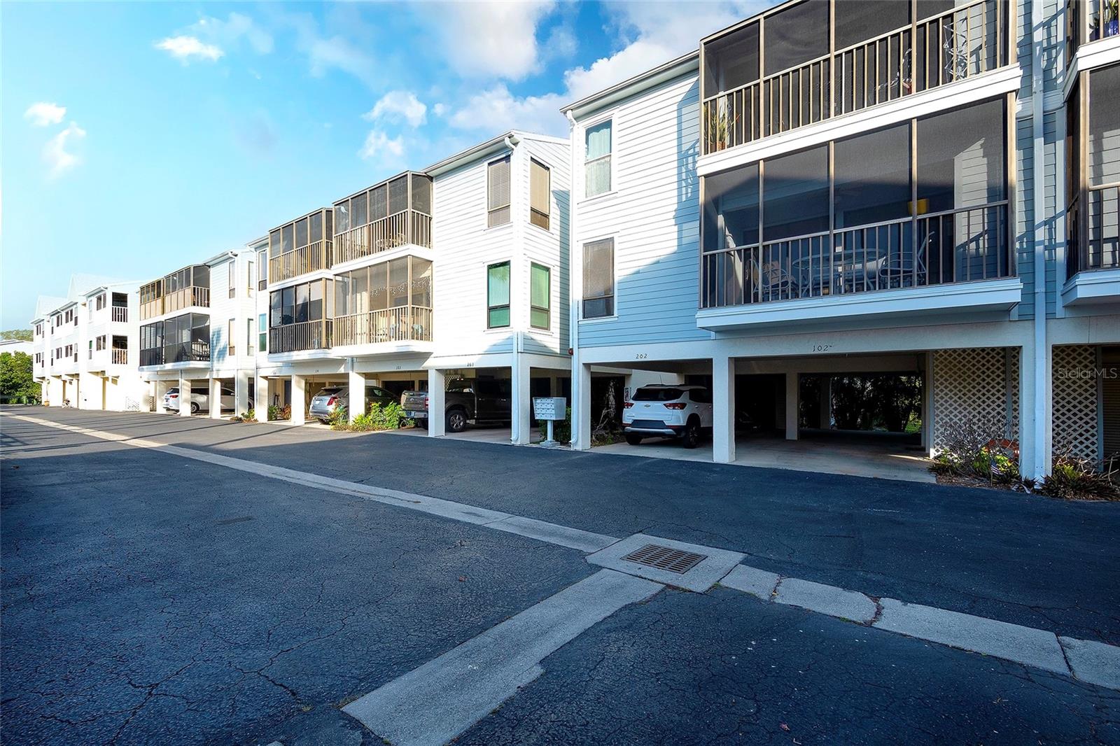 SANDY POINTE PH I - Residential