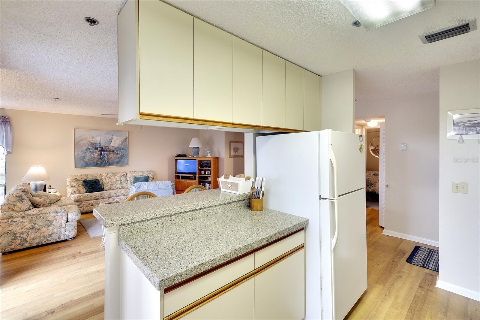 SANDY POINTE PH I - Residential