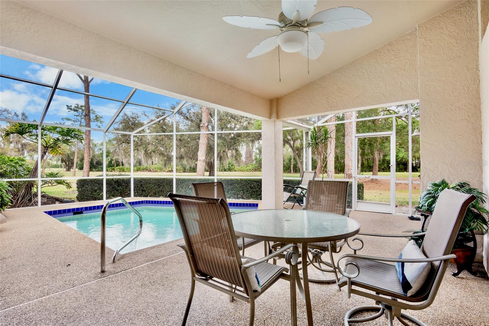 MEADOWS THE - Residential