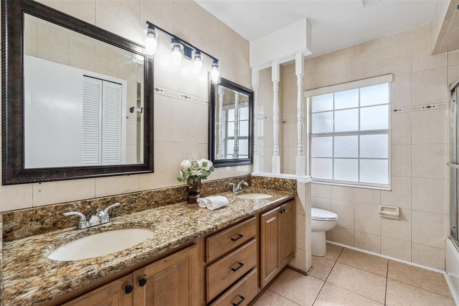 LAKE BOSSE OAKS - Residential