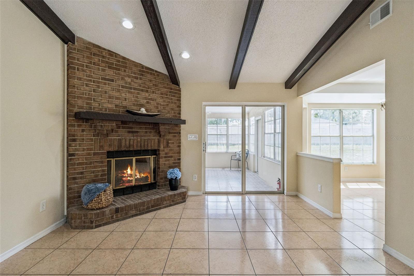 LAKE BOSSE OAKS - Residential