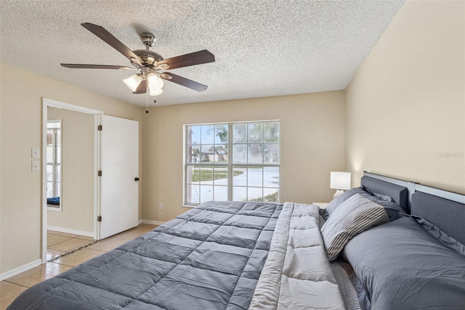 LAKE BOSSE OAKS - Residential