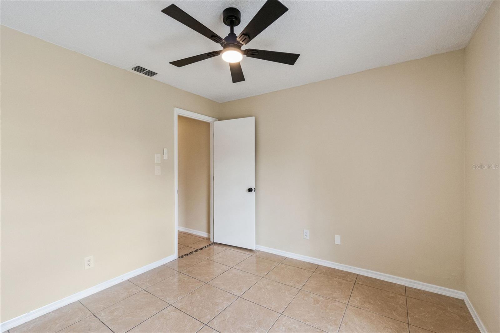 LAKE BOSSE OAKS - Residential