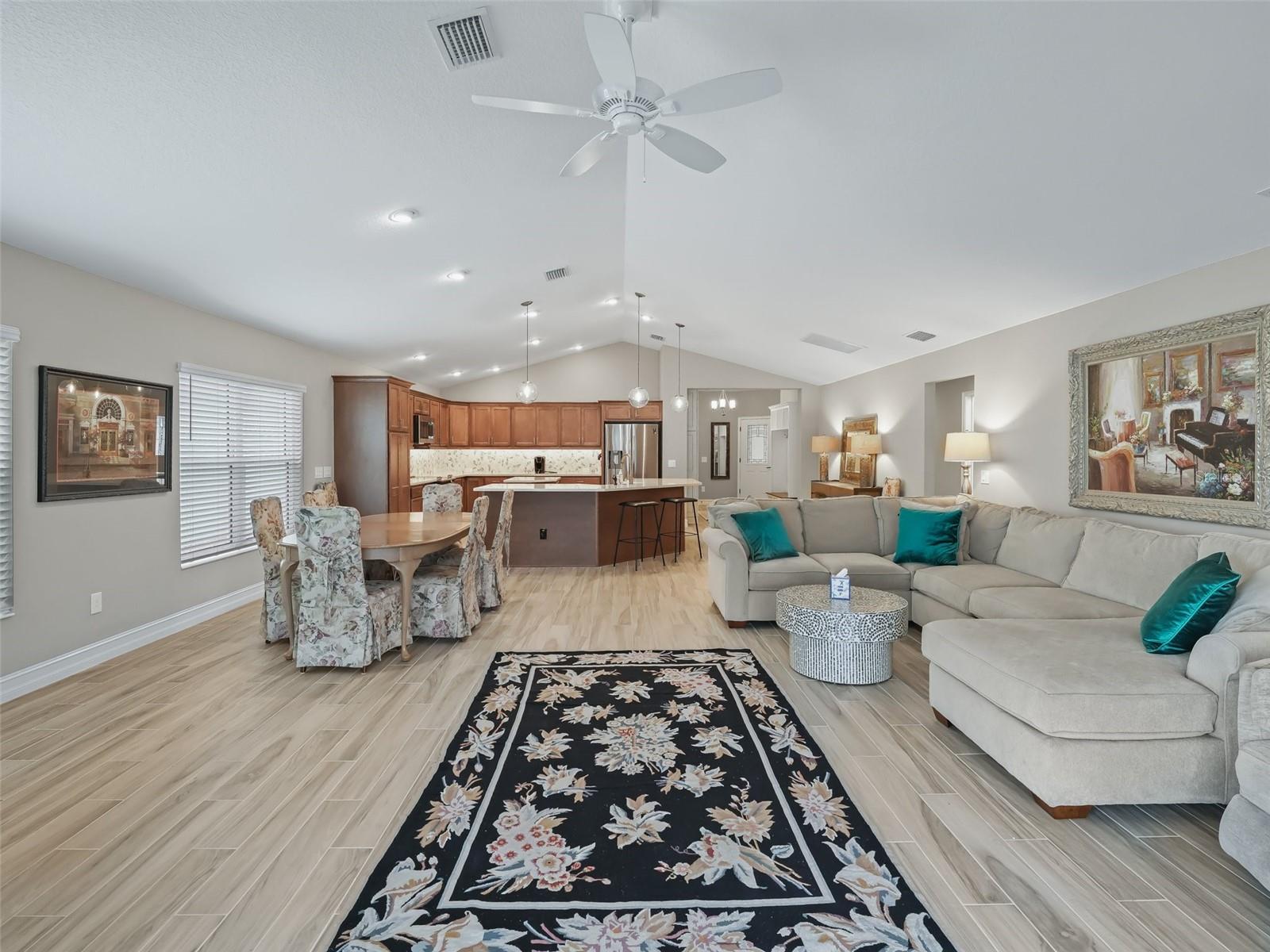 VILLAGES/SOUTHERN OAKS TY VILL - Residential Lease