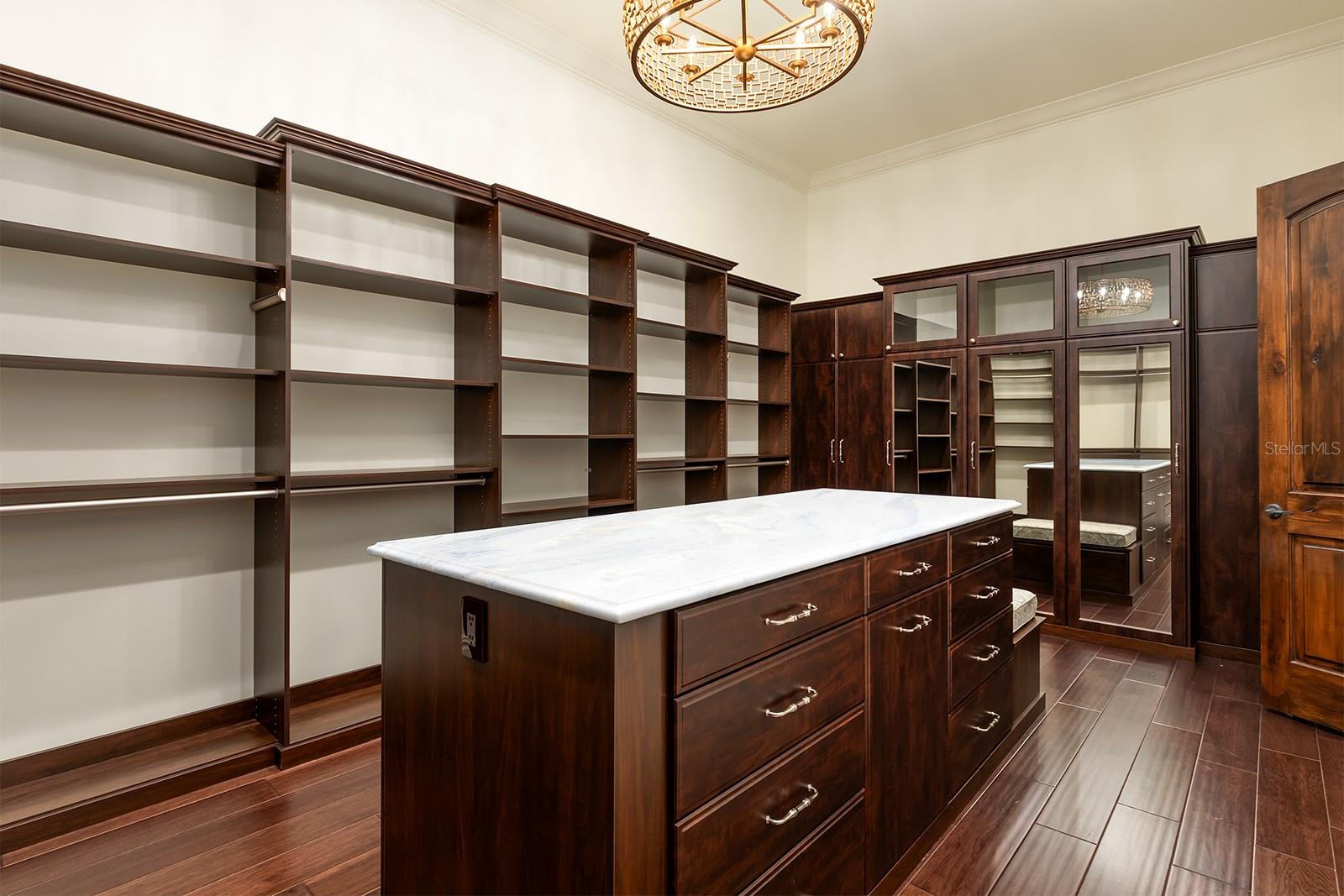 GARDENS/ISLEWORTH - Residential