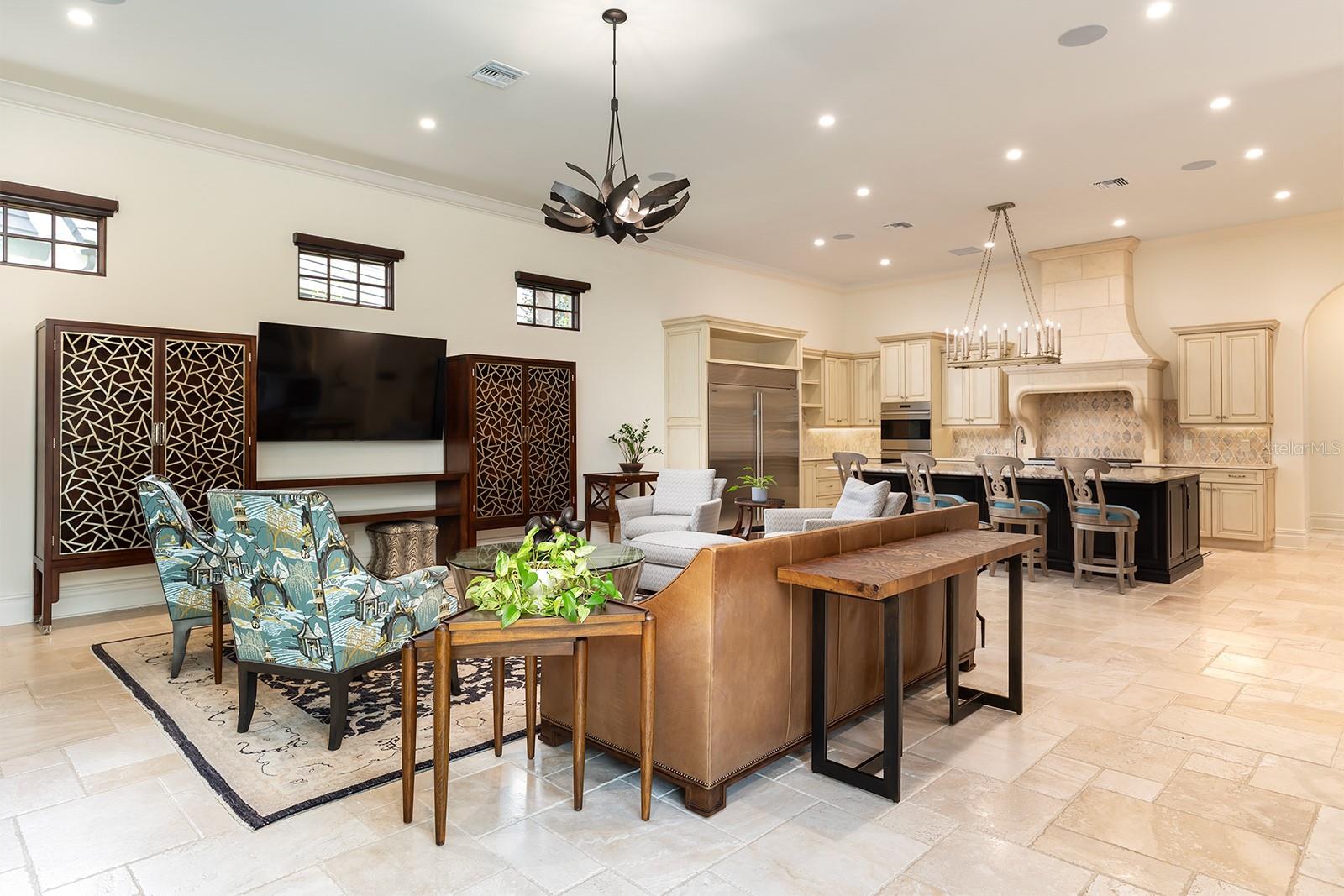 GARDENS/ISLEWORTH - Residential