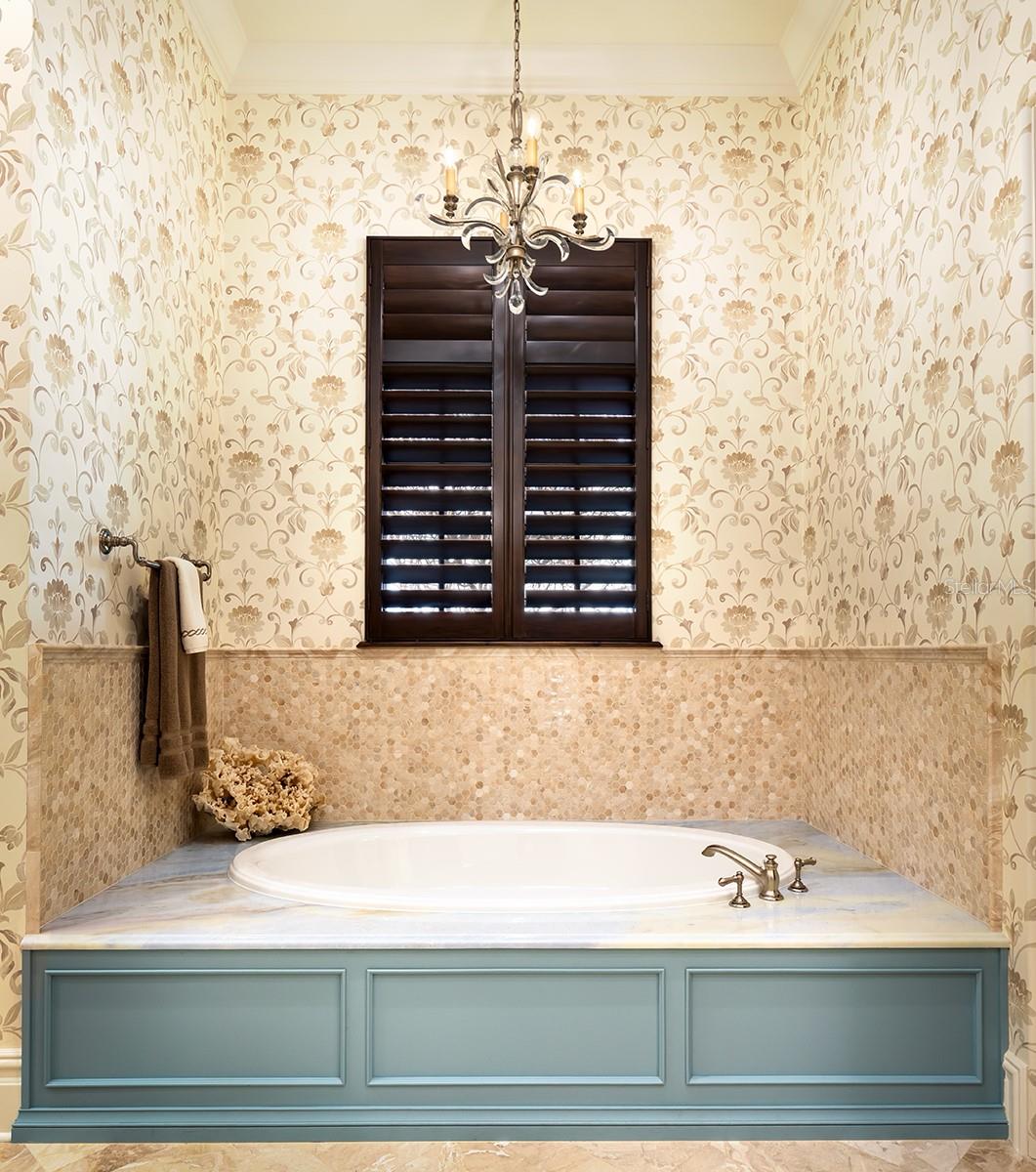 GARDENS/ISLEWORTH - Residential