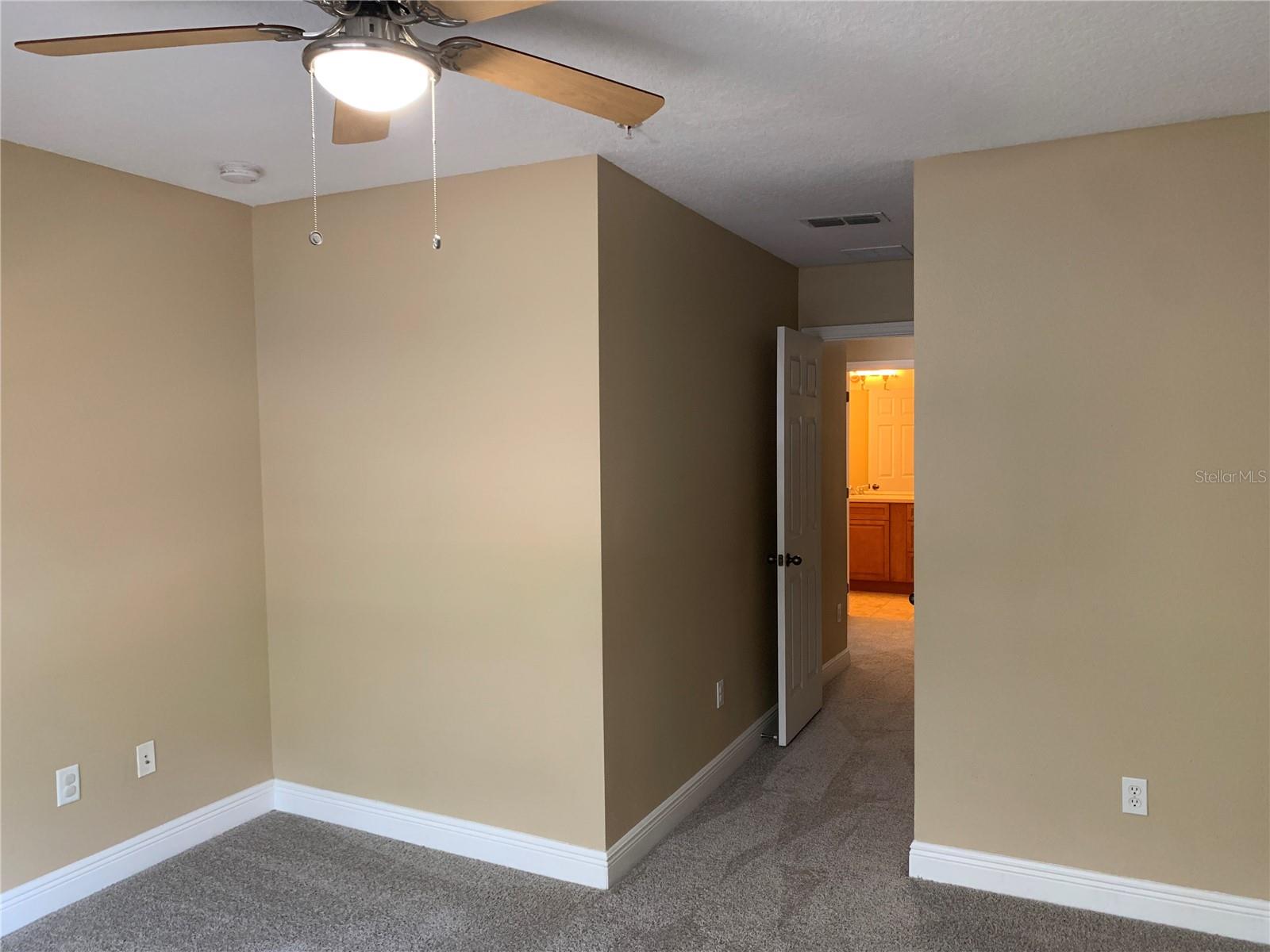 WEKIVA PARK TWNHMS - Residential Lease