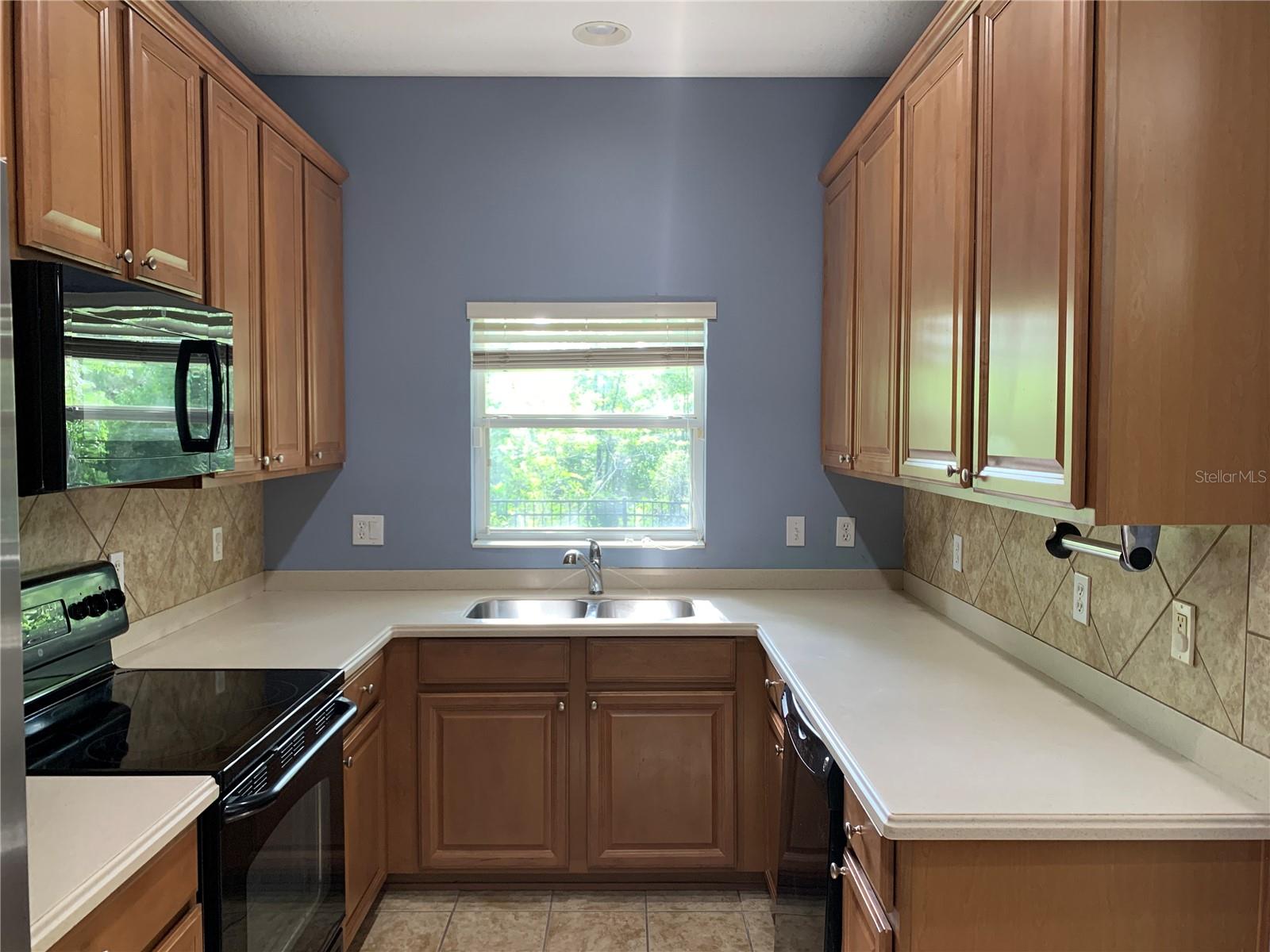 WEKIVA PARK TWNHMS - Residential Lease
