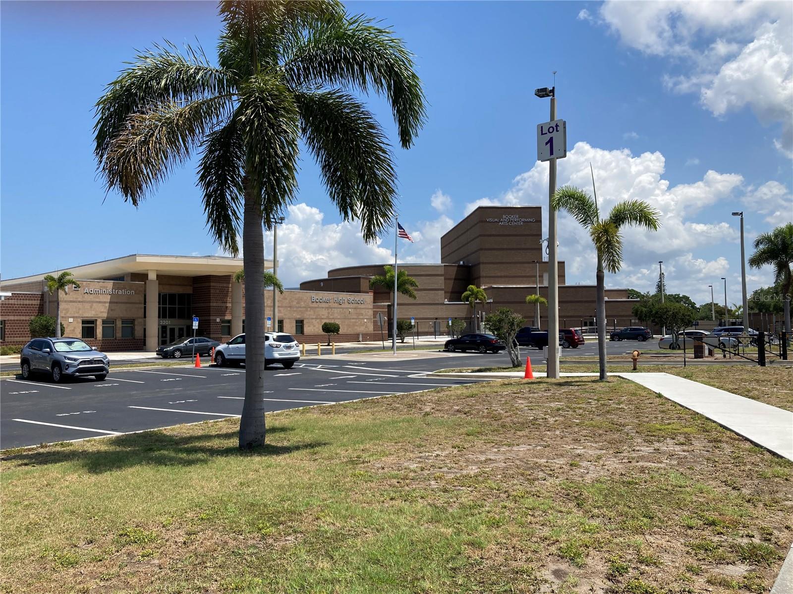 NEWTOWN HEIGHTS FIRST ADD TO - Residential