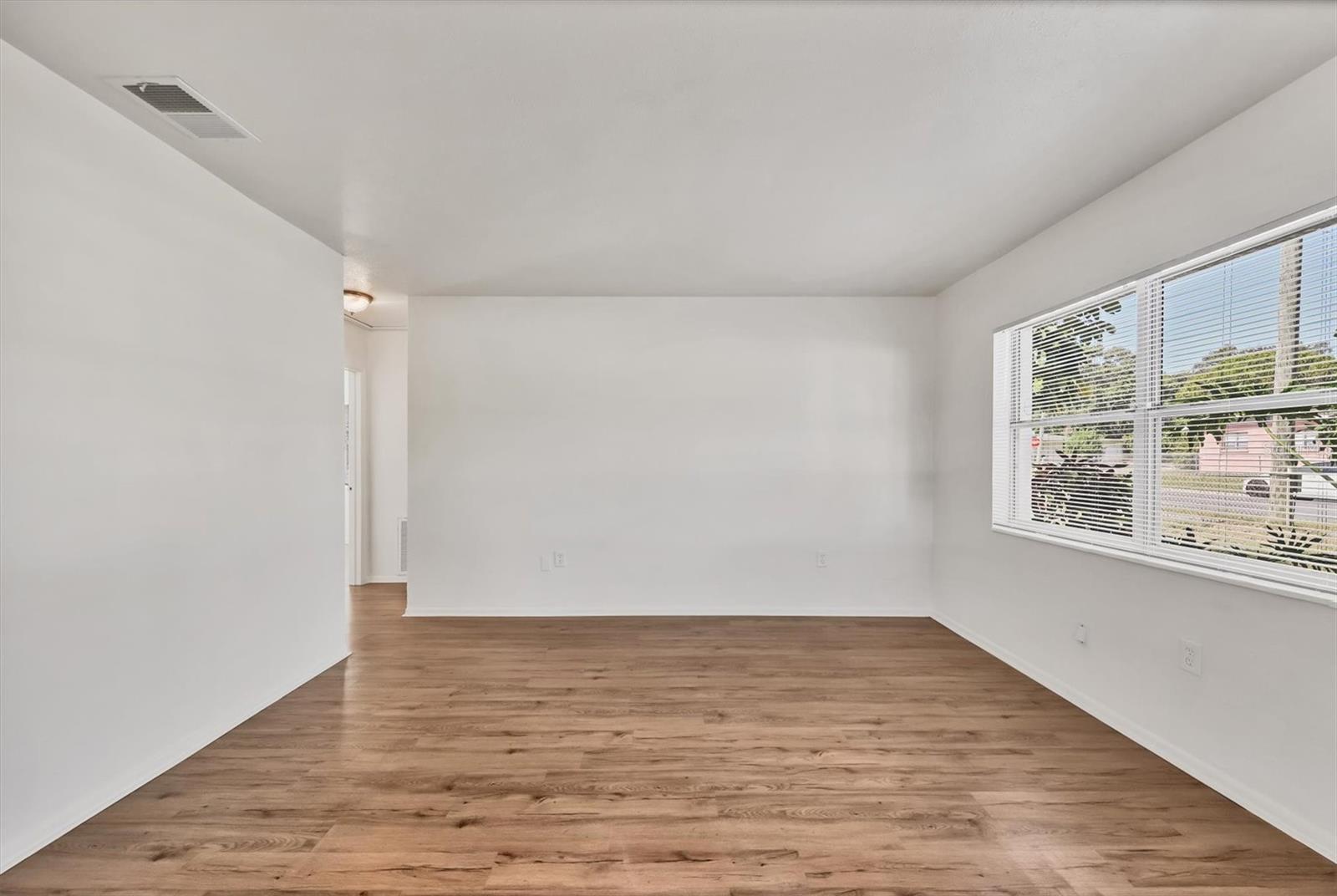 NEWTOWN HEIGHTS FIRST ADD TO - Residential