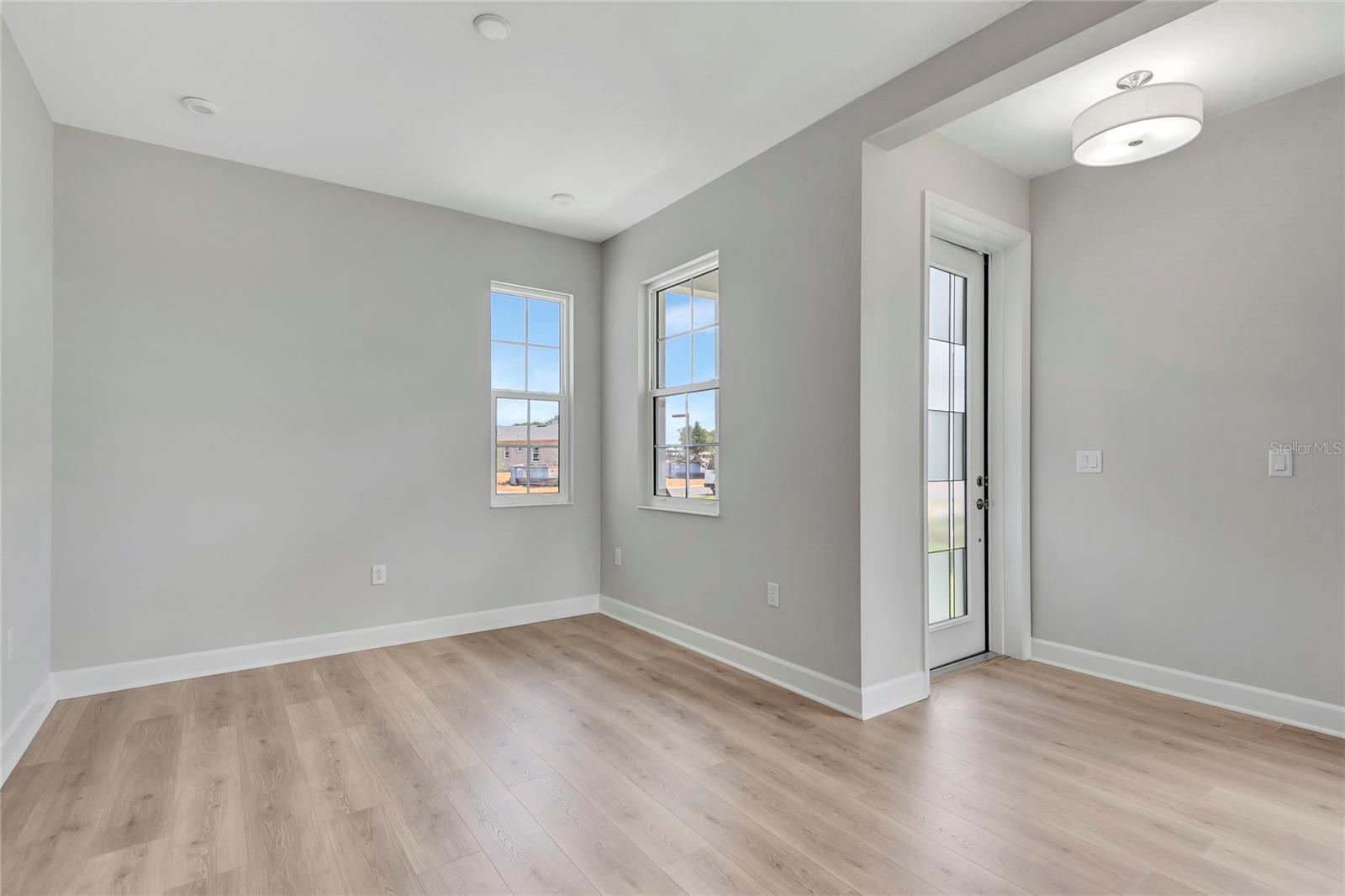 CRESSWIND AT LAKE HARRIS - Residential