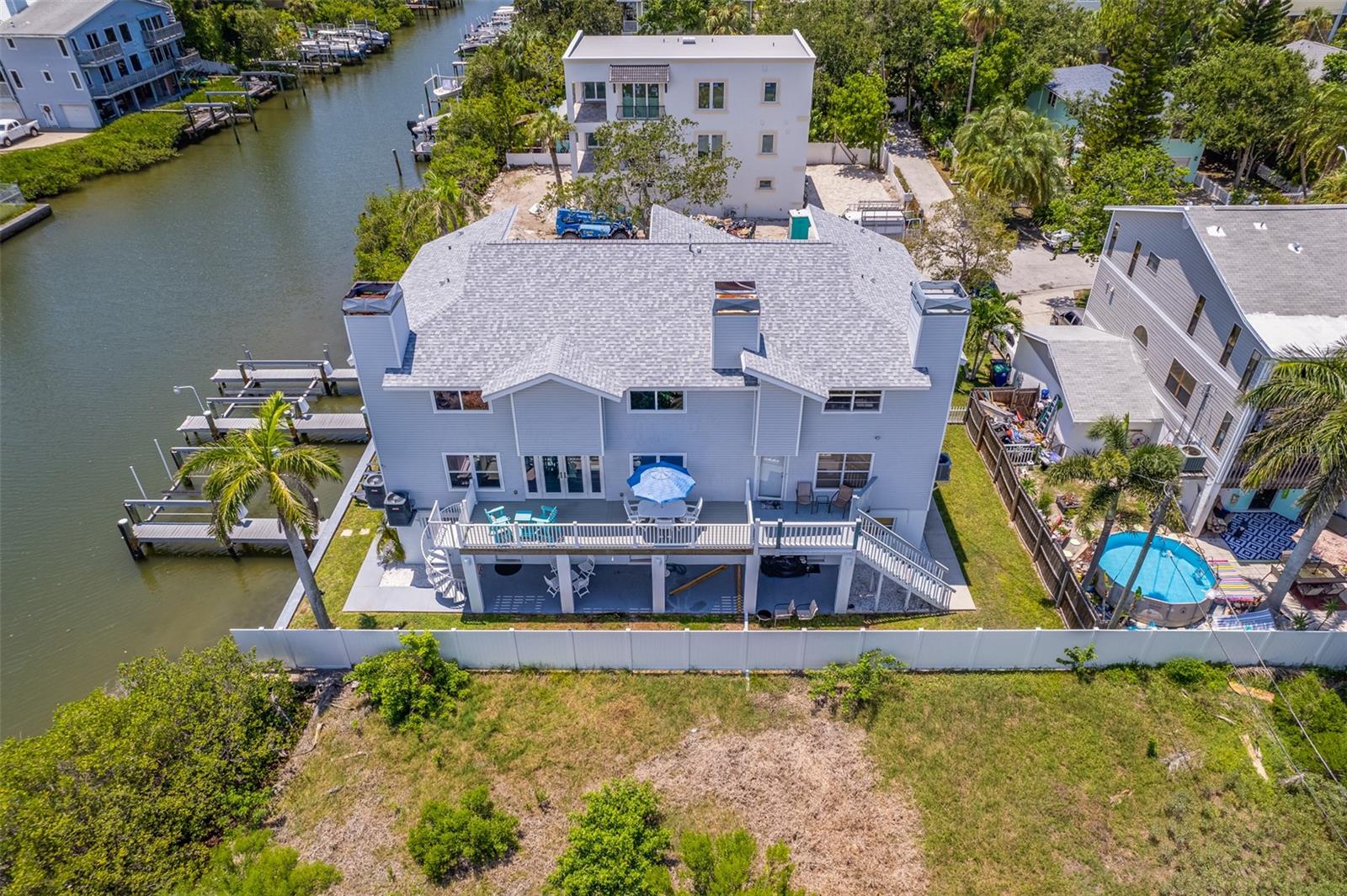 601 2ND STREET