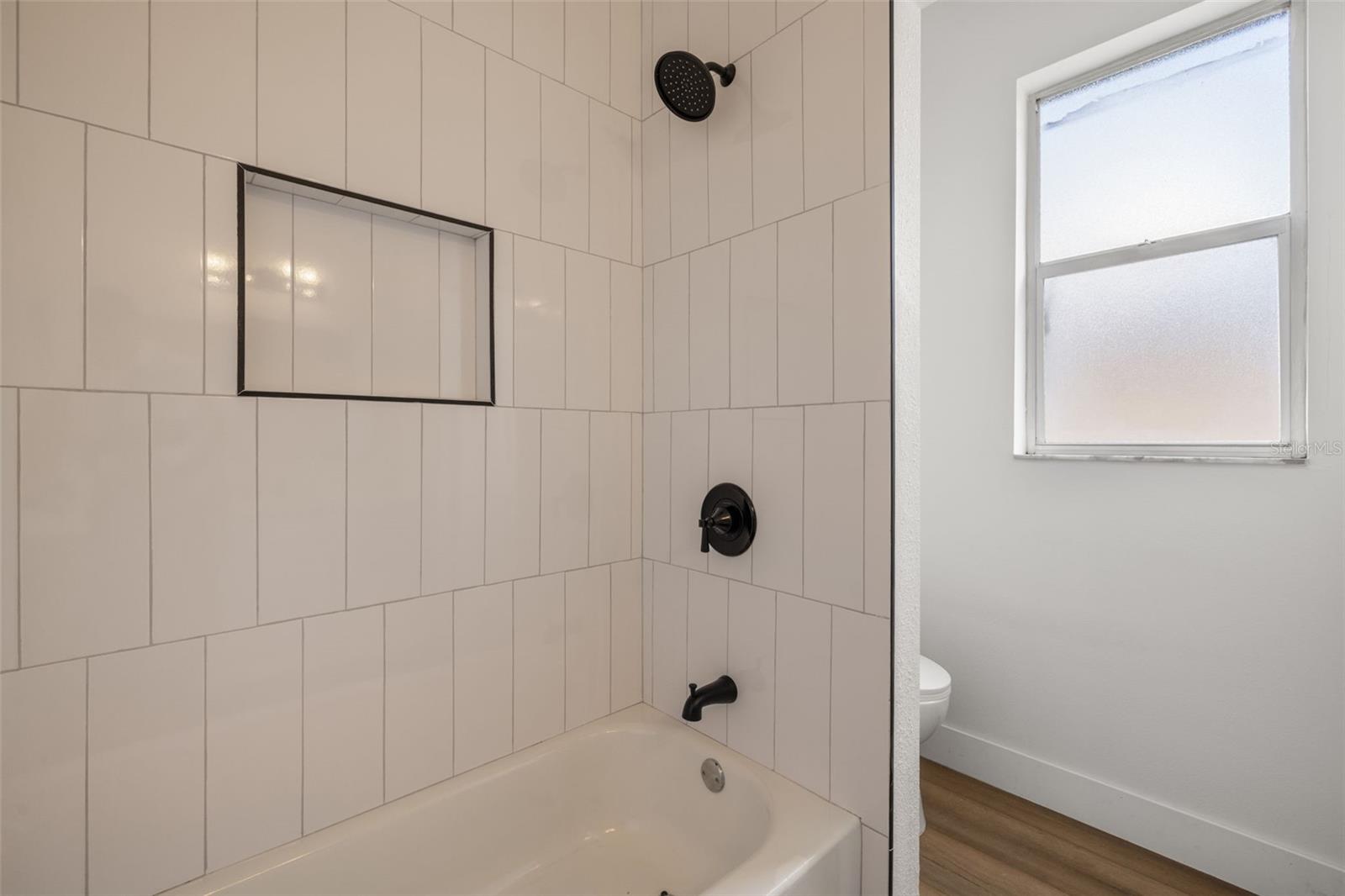 RIVER WOODS PH I - Residential