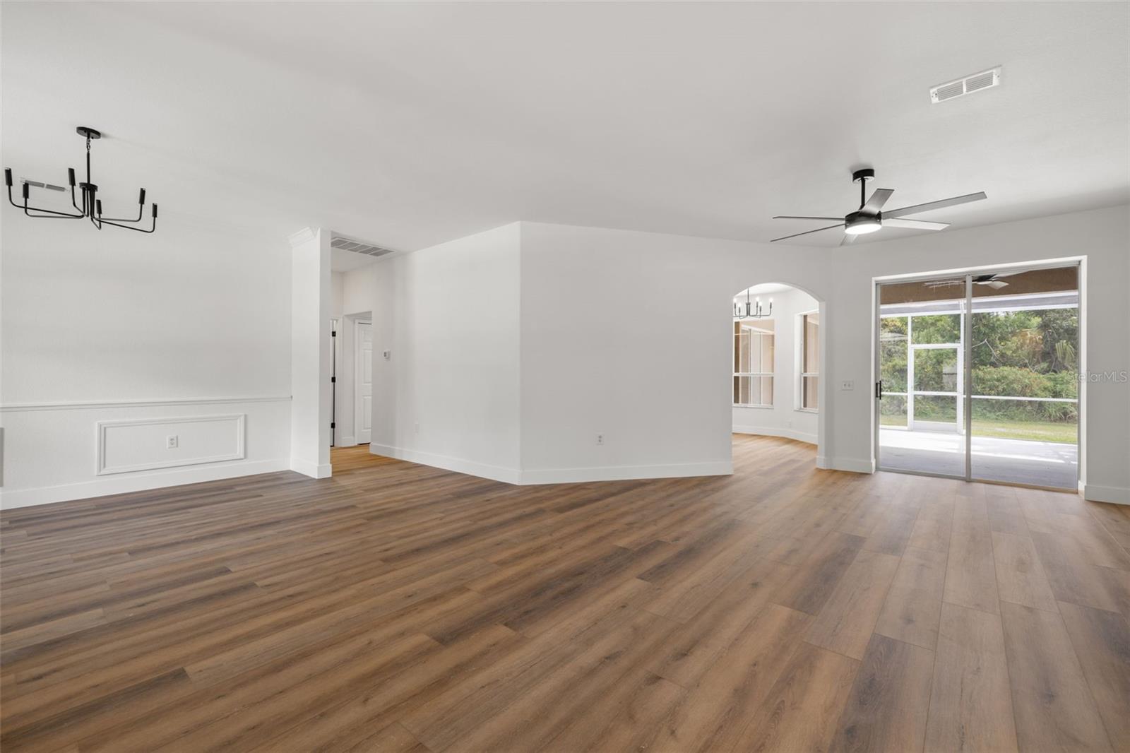RIVER WOODS PH I - Residential