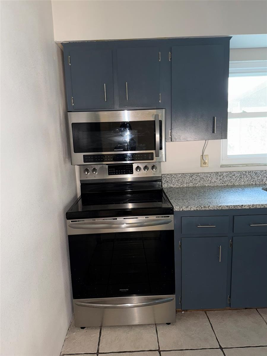 HONEYTREE EAST - Residential Lease