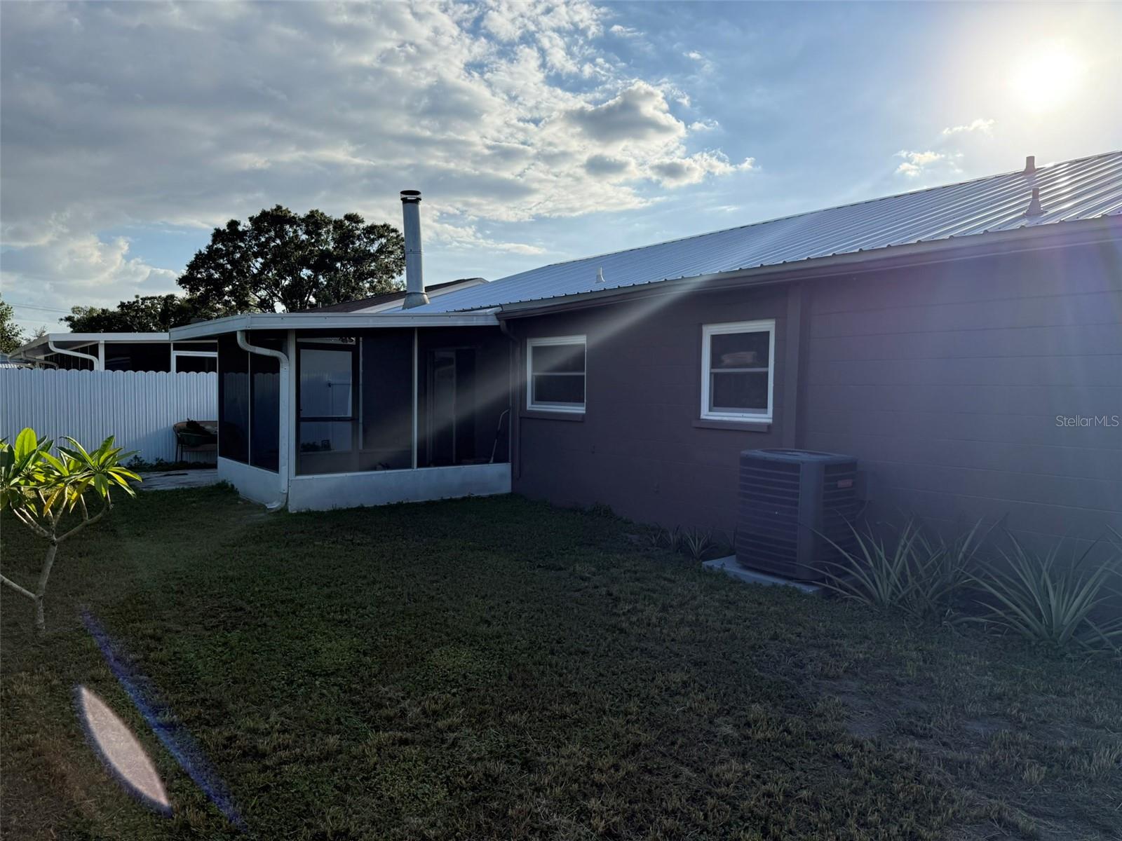 HONEYTREE EAST - Residential Lease