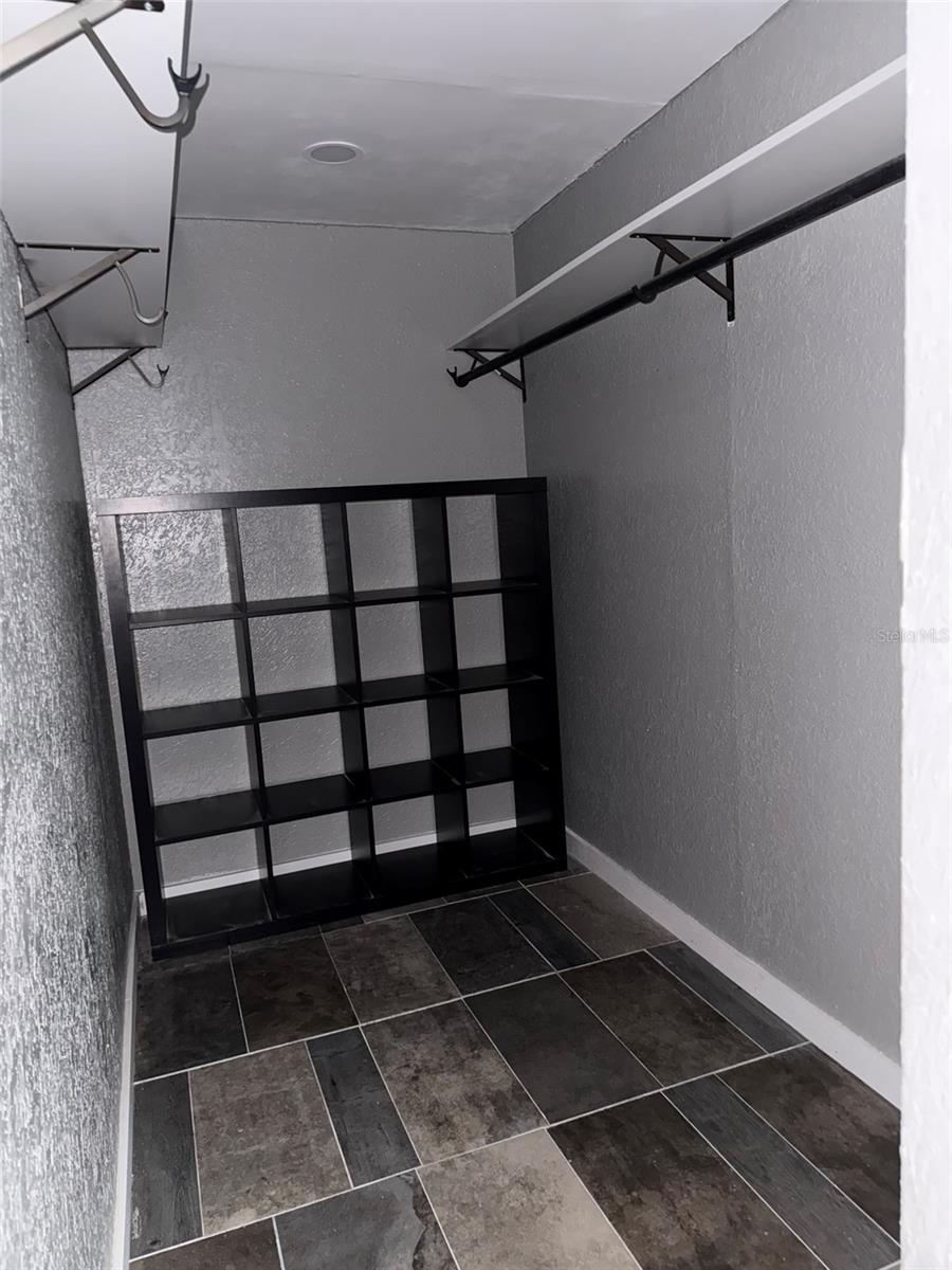 HONEYTREE EAST - Residential Lease