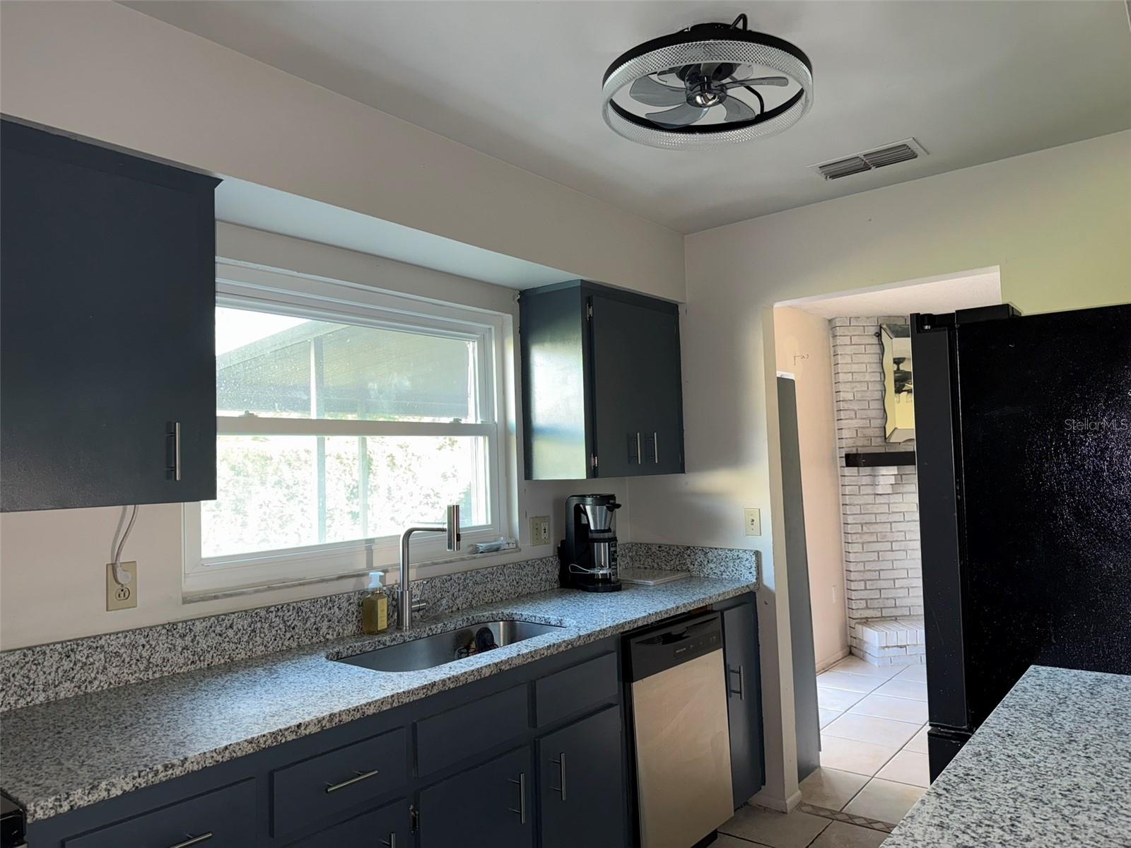 HONEYTREE EAST - Residential Lease