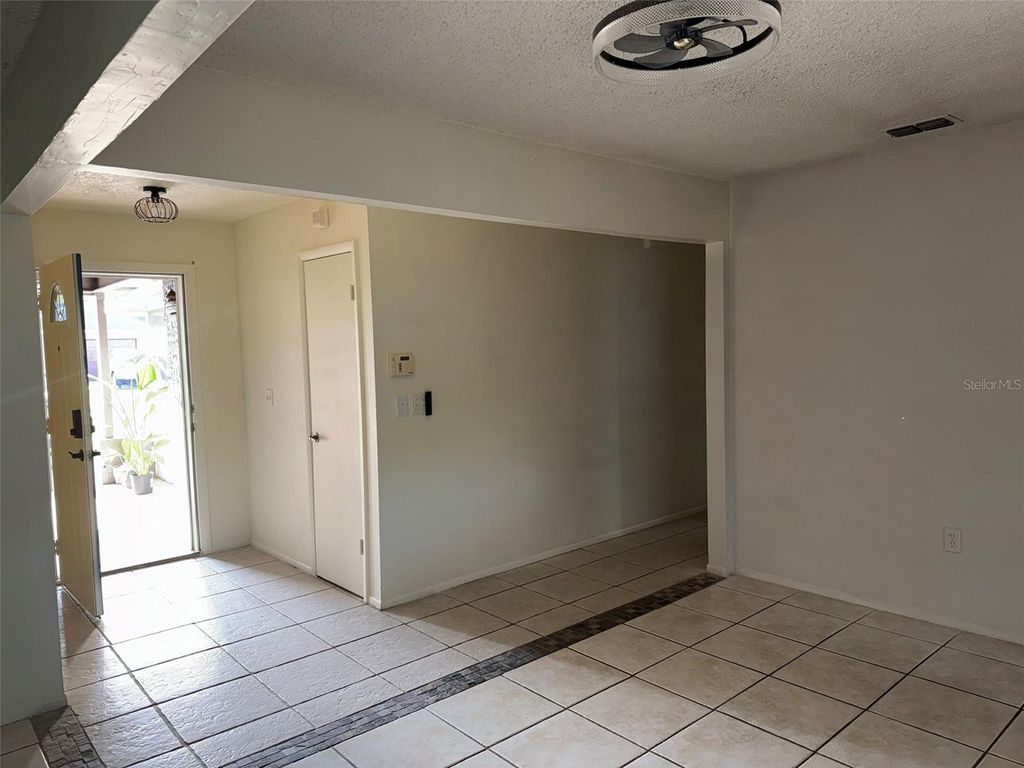 Photo of 1310 Cinnamon Way W, Lakeland, FL 33801 (MLS # O6355640)