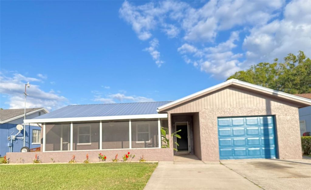 Photo of 1310 Cinnamon Way W, Lakeland, FL 33801 (MLS # O6355640)