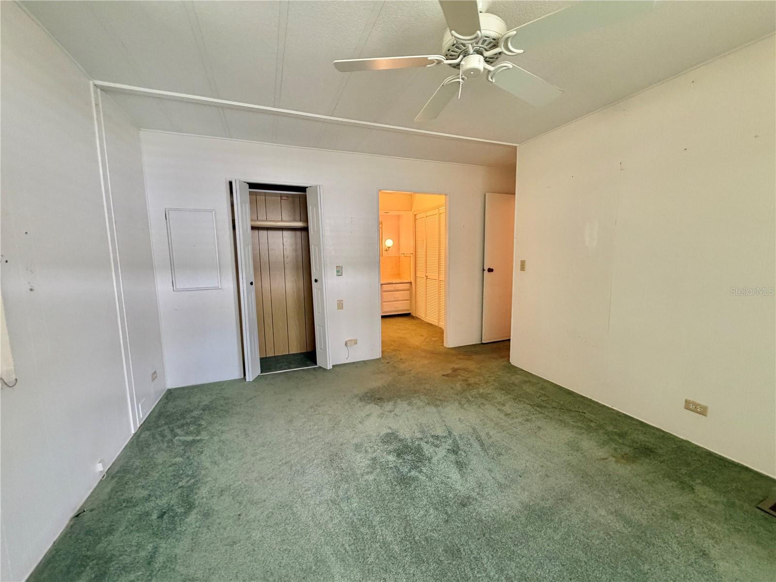 HAWTHORNE AT LEESBURG A COOP - Residential