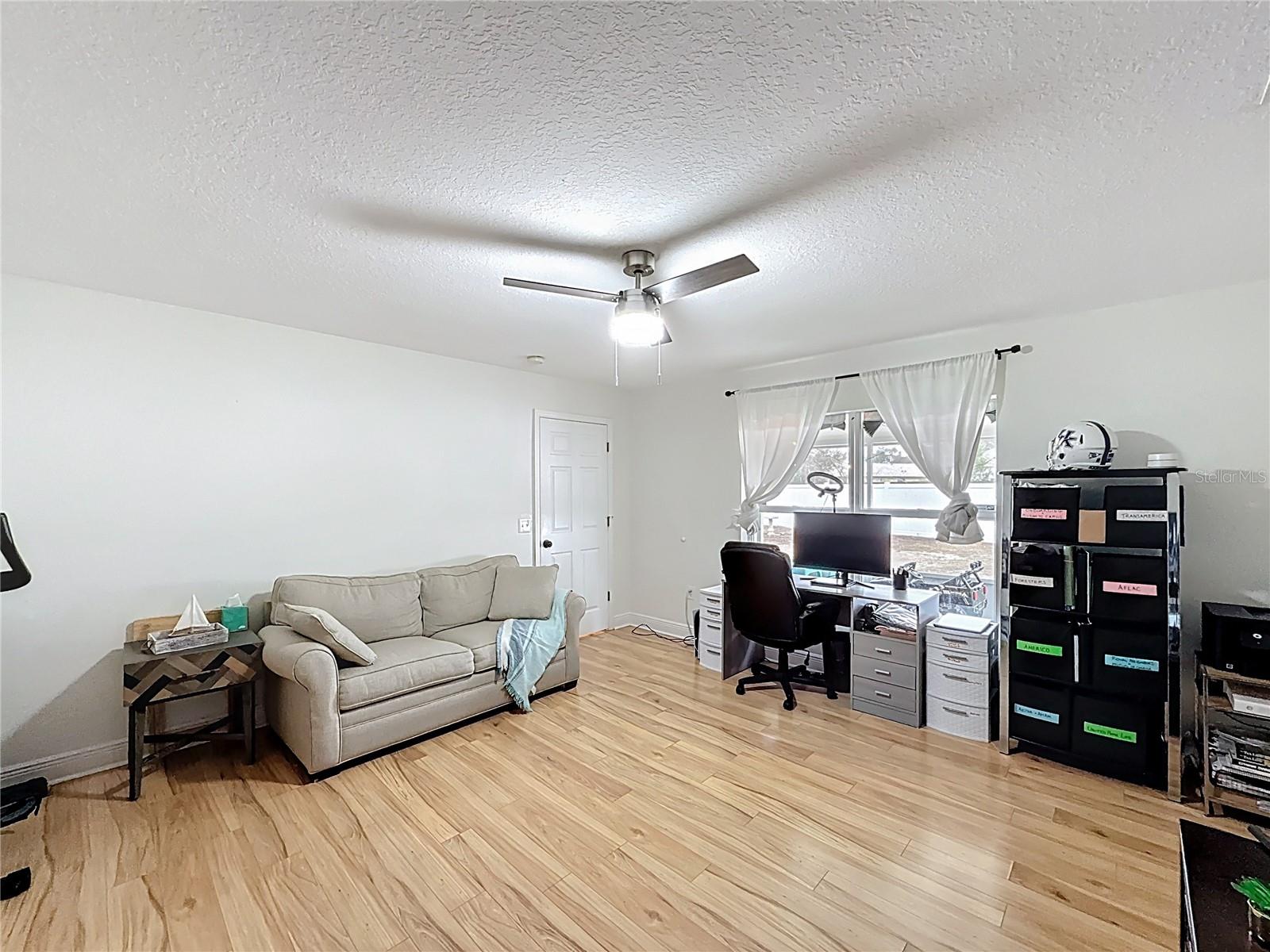 MARION OAKS UN 01 - Residential