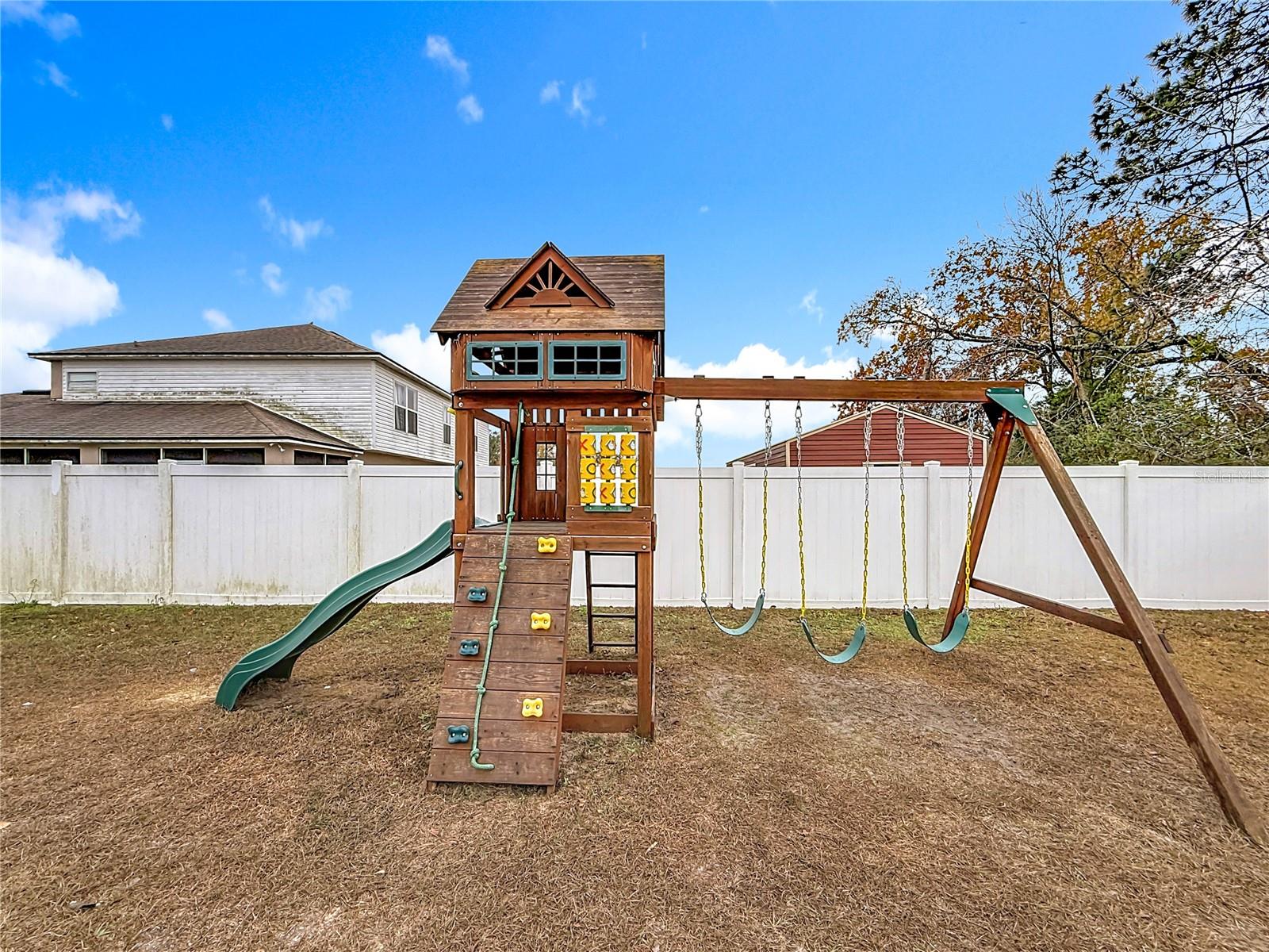 MARION OAKS UN 01 - Residential