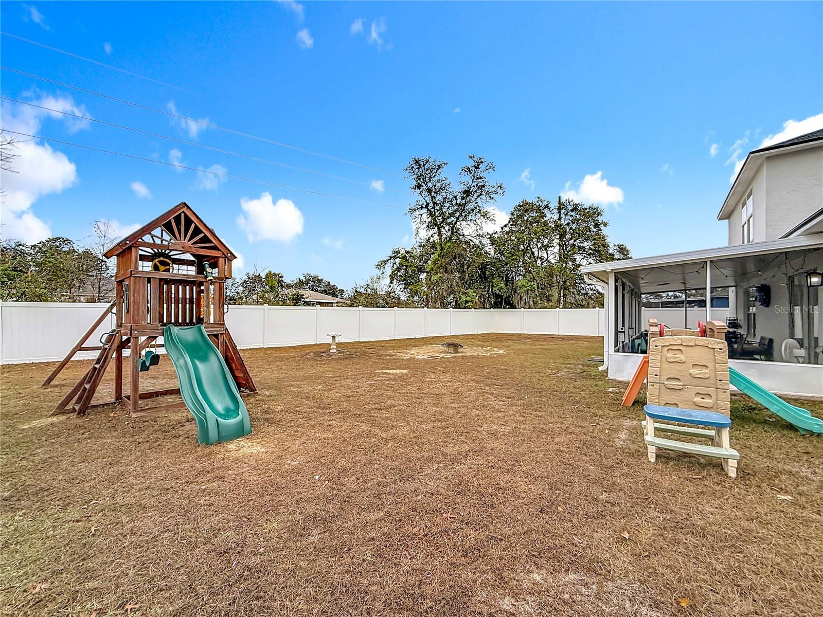 MARION OAKS UN 01 - Residential