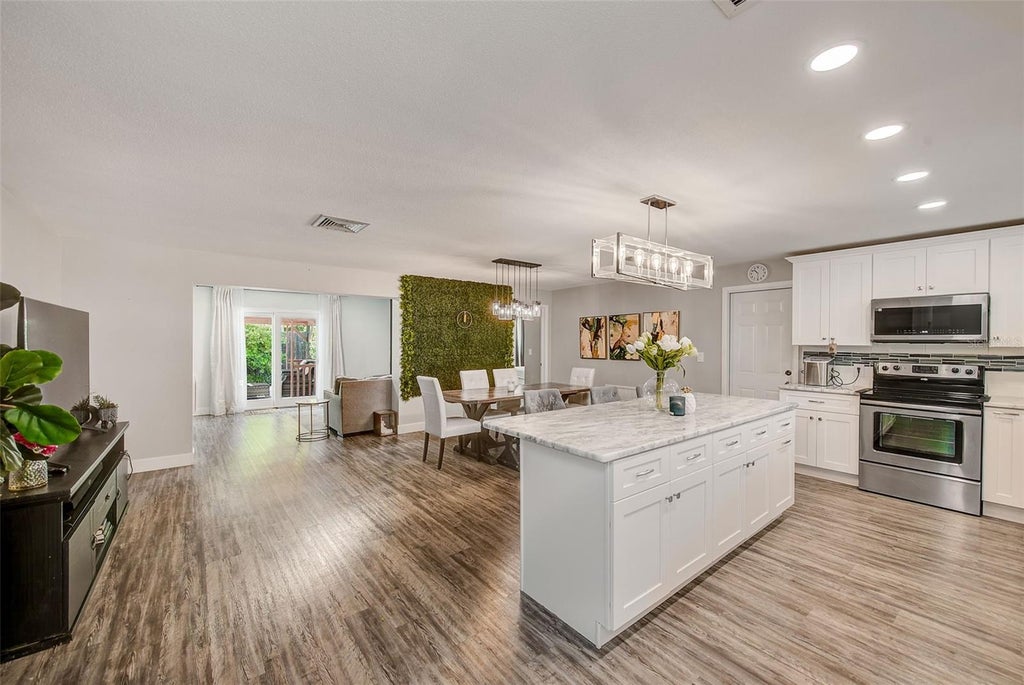 Photo of 11288 60th Avenue, Seminole, FL 33772 (MLS # TB8540580)
