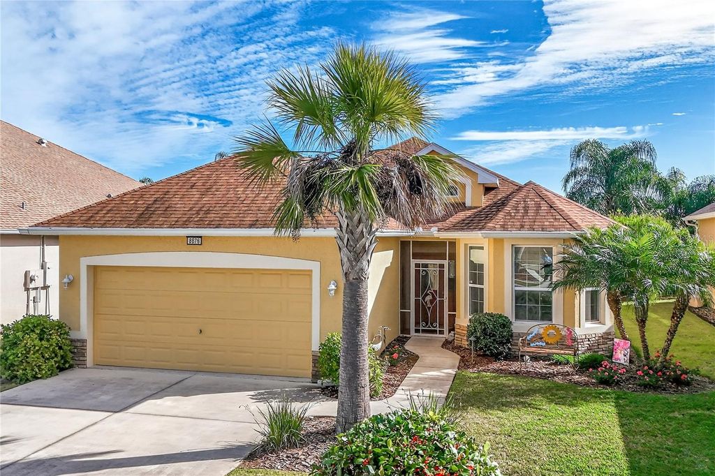 Photo of 8876 Bridgeport Bay Circle, Mount Dora, FL 32757 (MLS # G5106650)