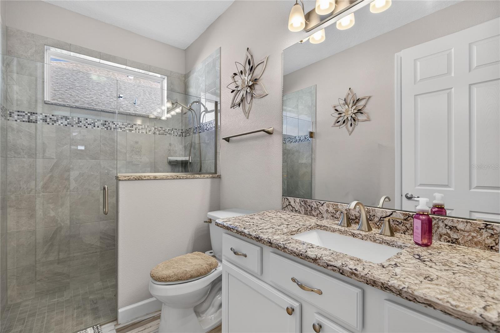 LAKES OF MOUNT DORA - Residential