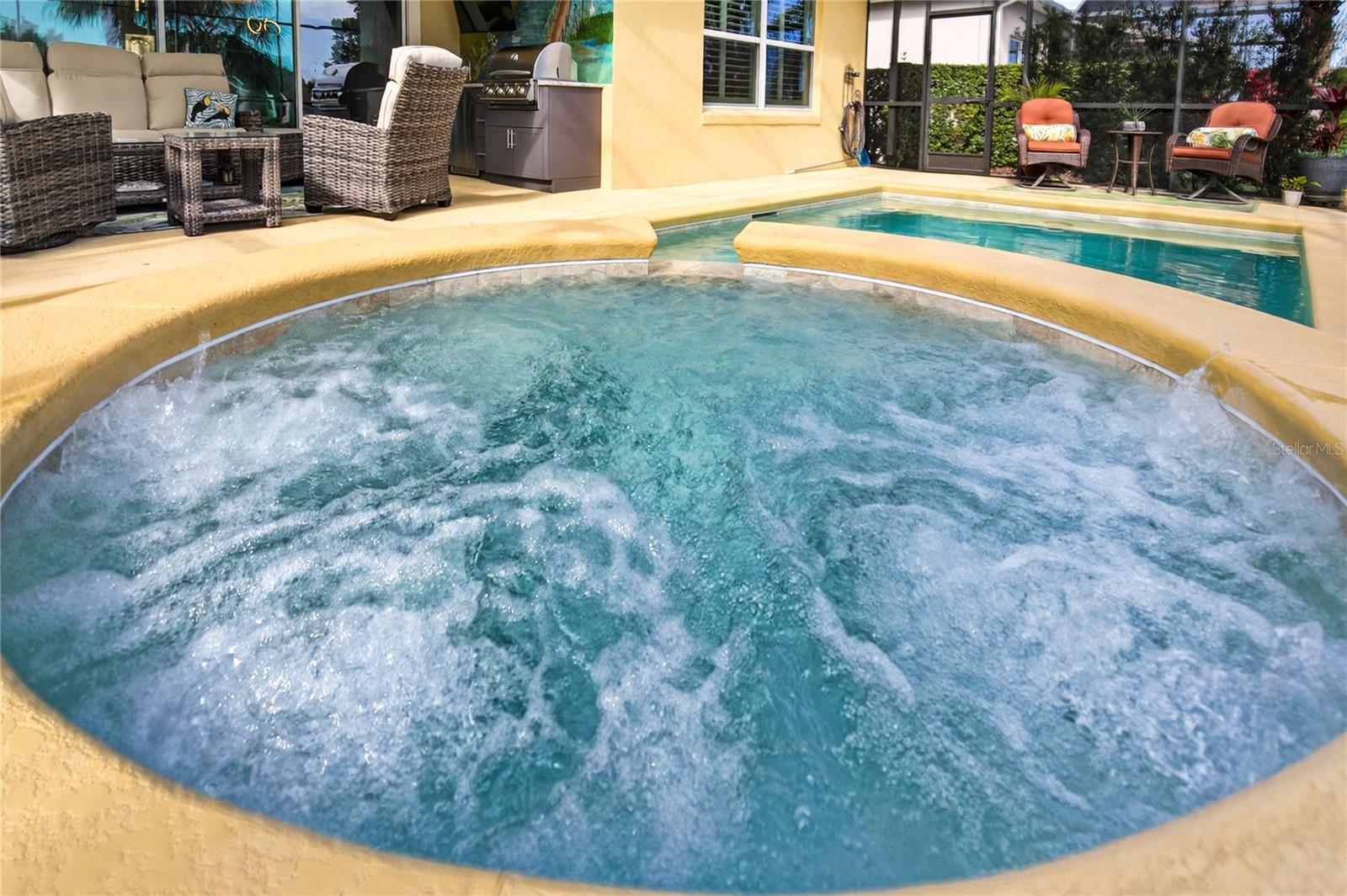 LAKES OF MOUNT DORA - Residential